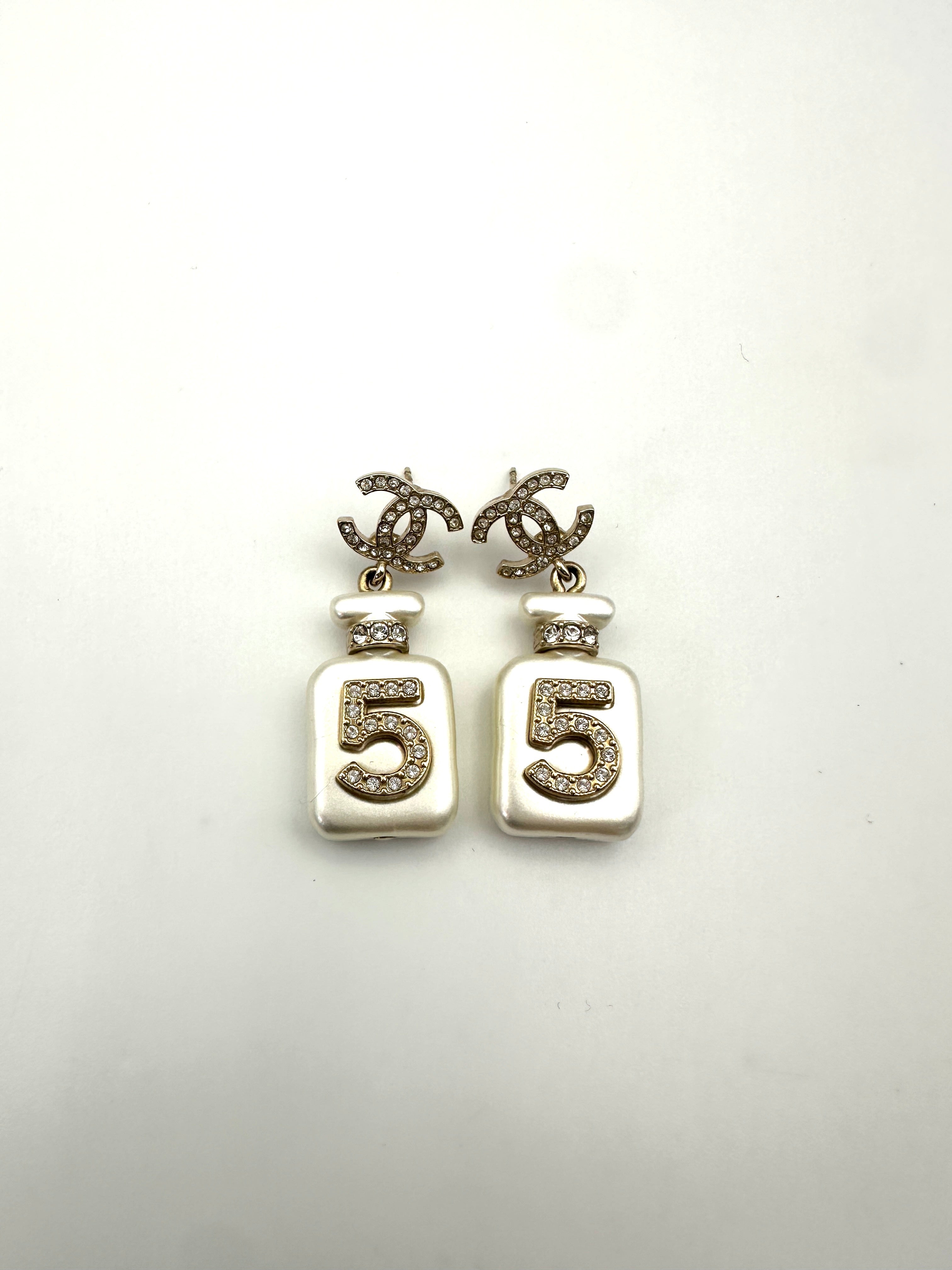 Chanel 22S Crystal CC Logo White No.5 Perfume Bottle Drop Earrings CC1755