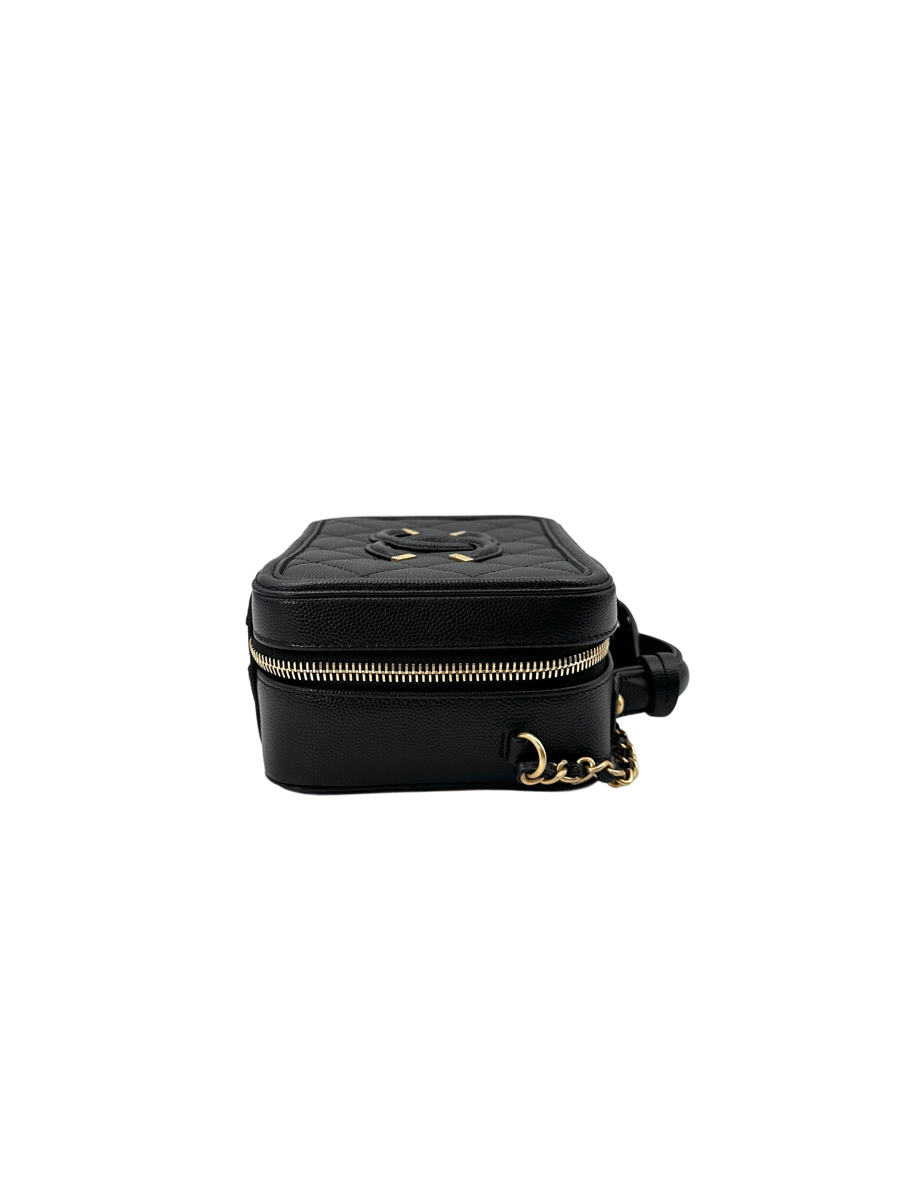 Chanel CC Filigree Navy Quilted Leather Vanity Case(28***49) CC1761