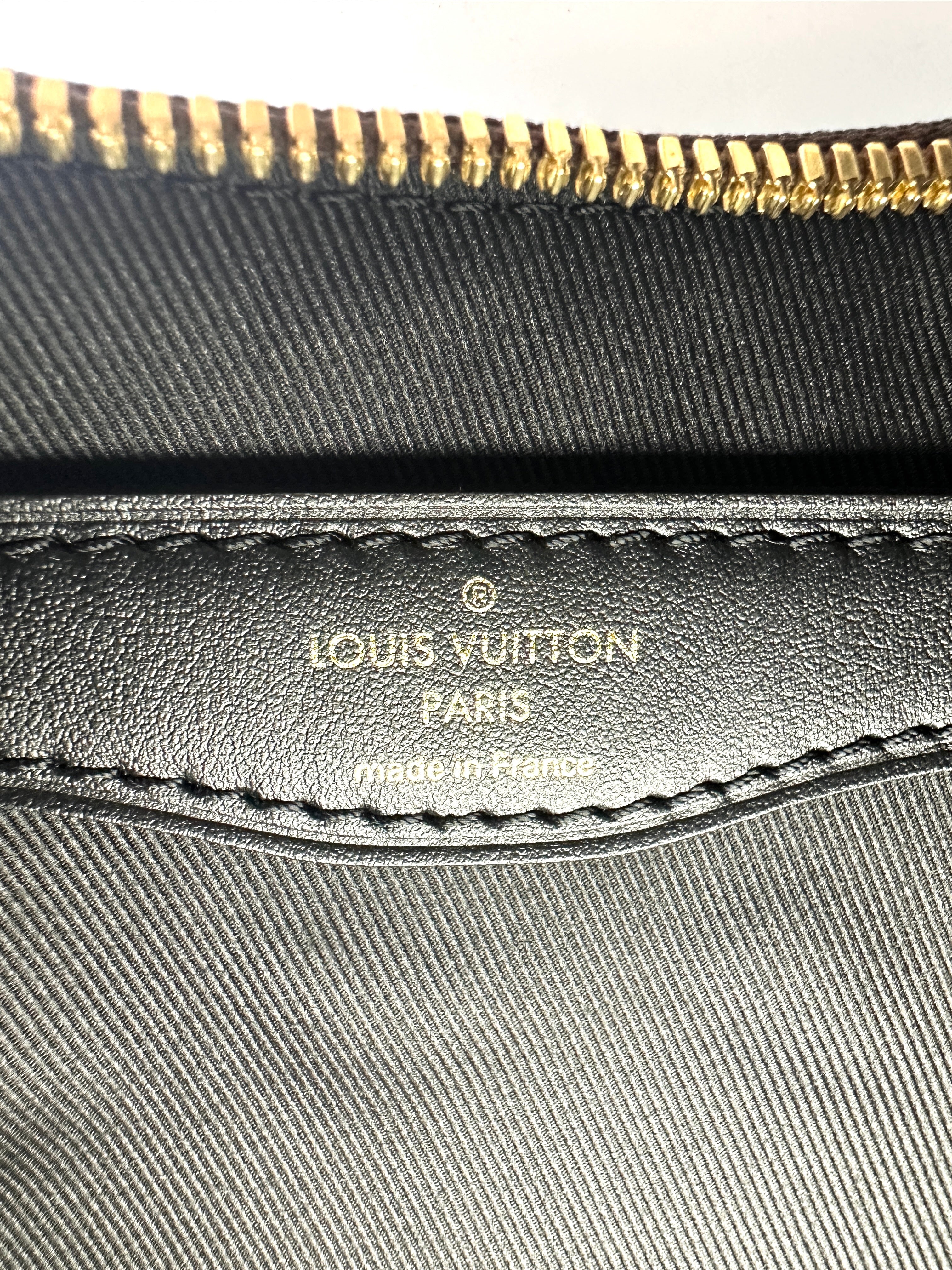 Louis Vuitton Bunlogne Monogram Canvas Shoulder Bag With Black Cowhide Leather Trim LVF260413