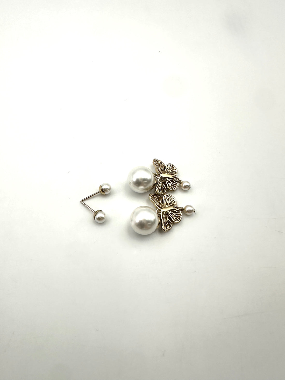 Dior Tribales Butterfly Earrings With White Resin Pearls