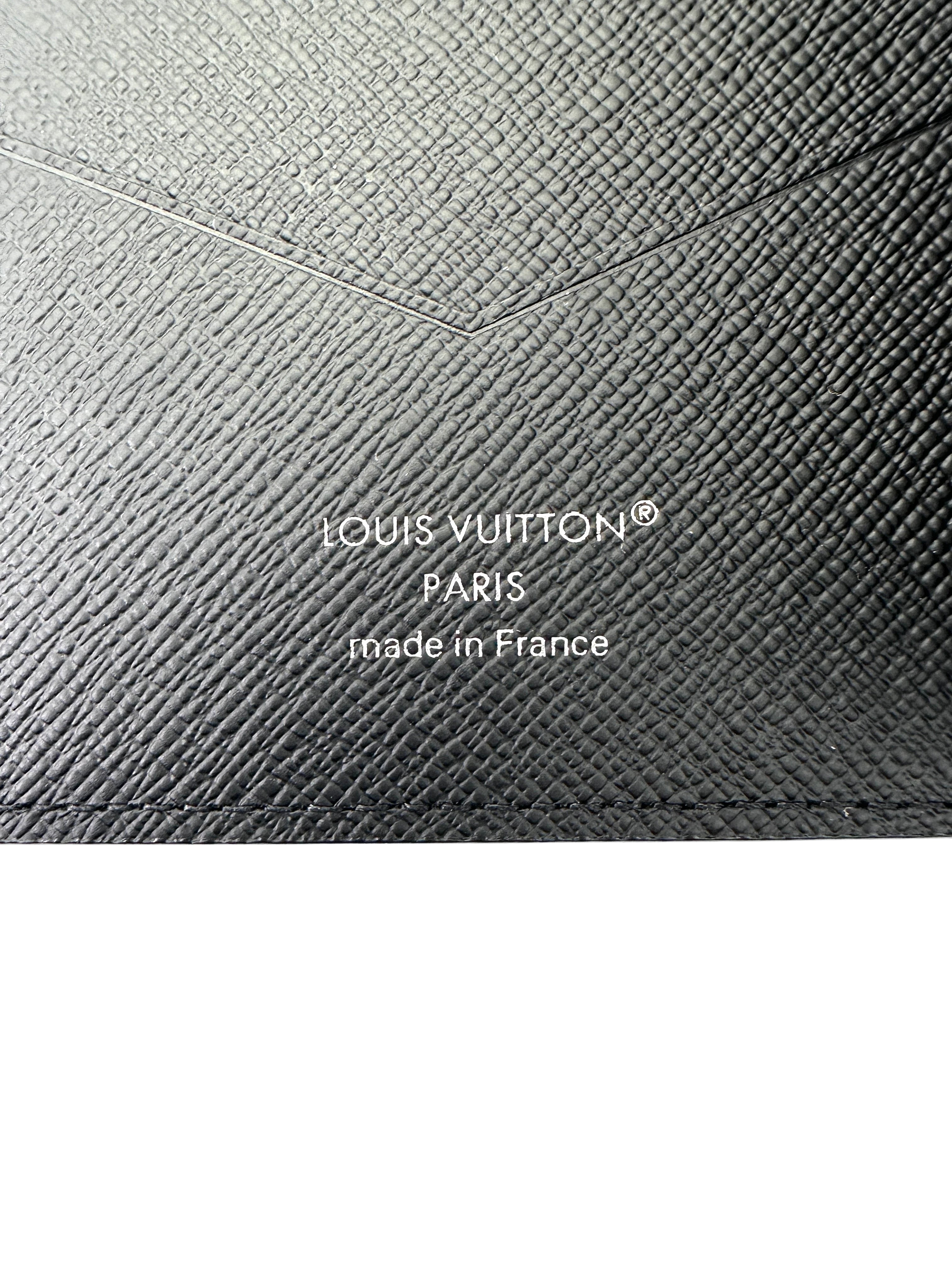 Louis Vuiton Pocket Organizer Monogram Gradient Canvas Wallet