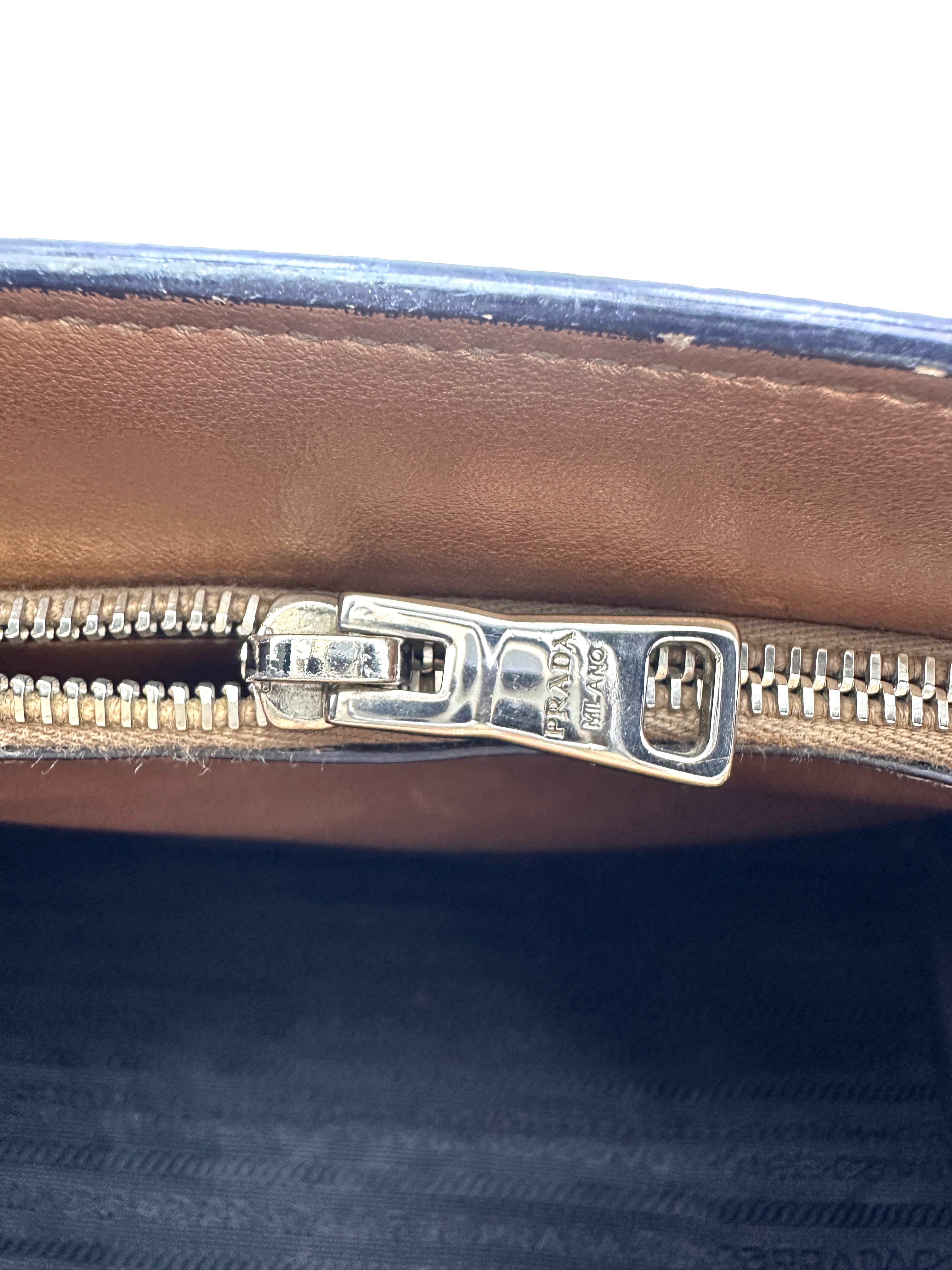 Prada Monochrome Beige Saffiano Leather Handle Bag PR263