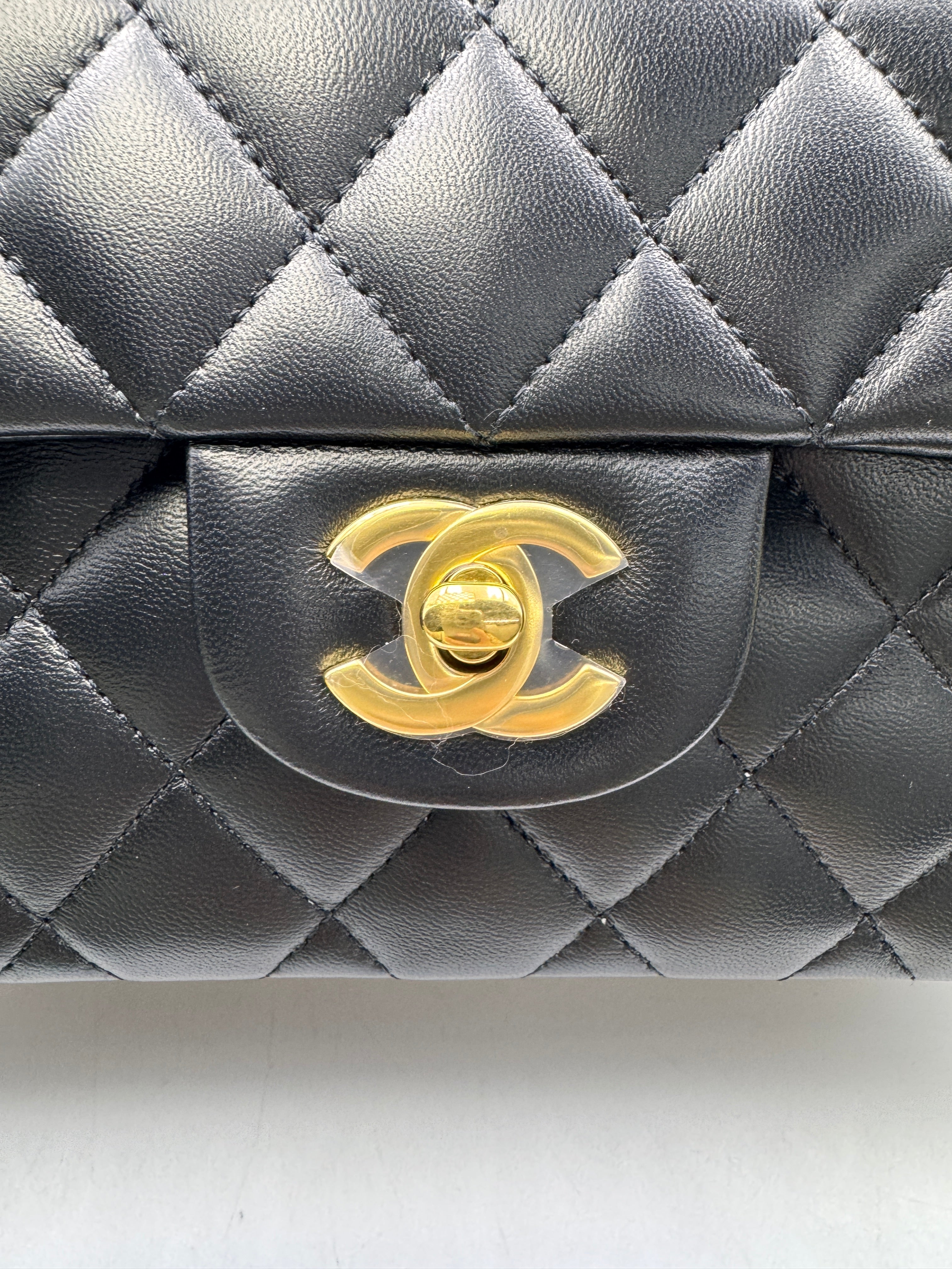 Chanel Classic Flap Black Quilted Leather Shoulder Bag With Gold Buckle(HE***U5) CC1775