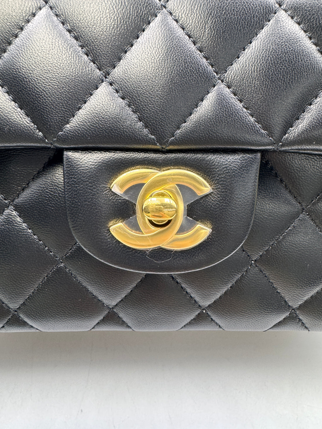 Chanel Classic Flap Black Quilted Leather Shoulder Bag With Gold Buckle(HE***U5) CC1775