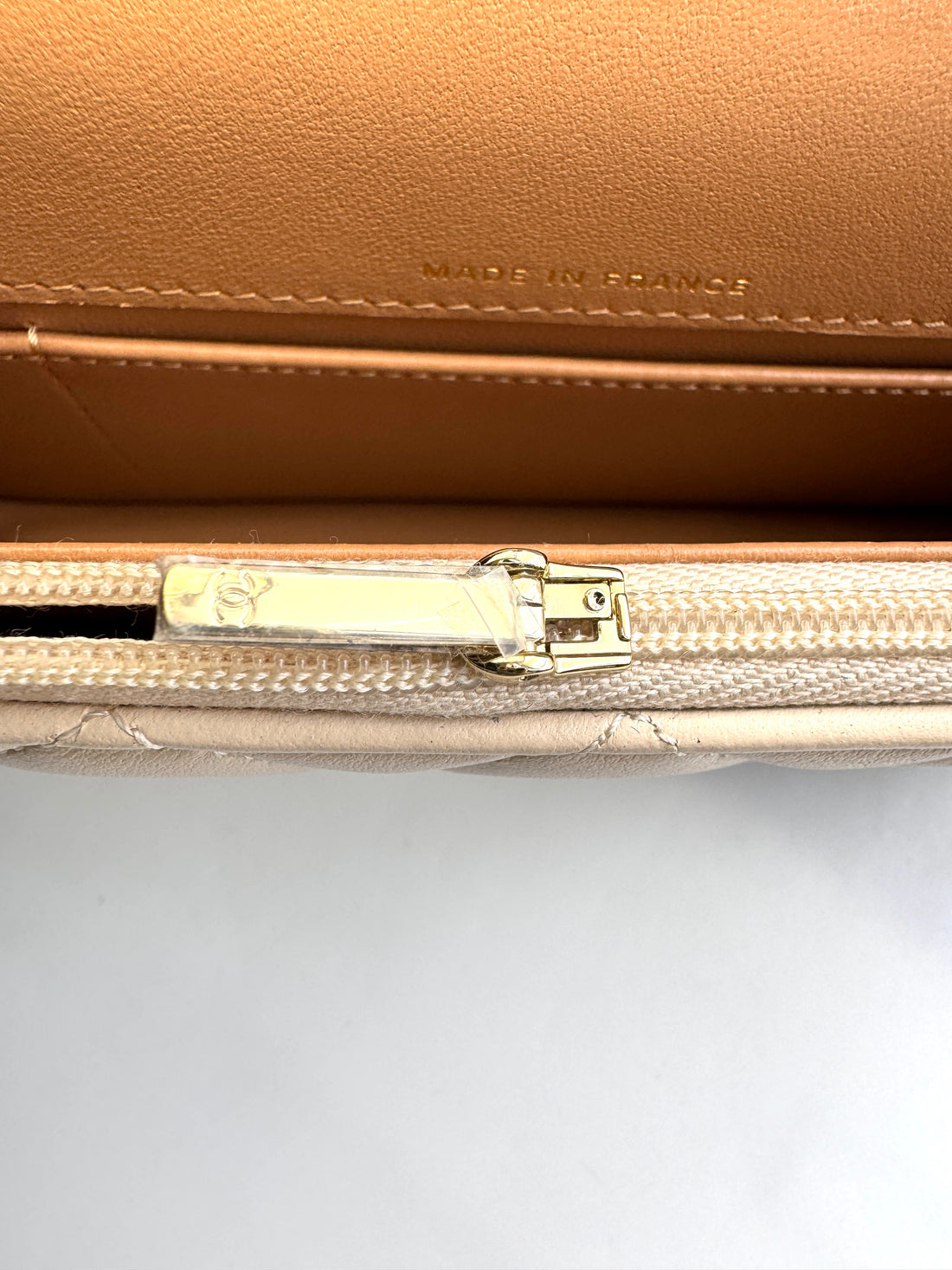 Chanel Beige Quilted Leather Top Handle Wallet On Chain(UN***LJ) IRIS162