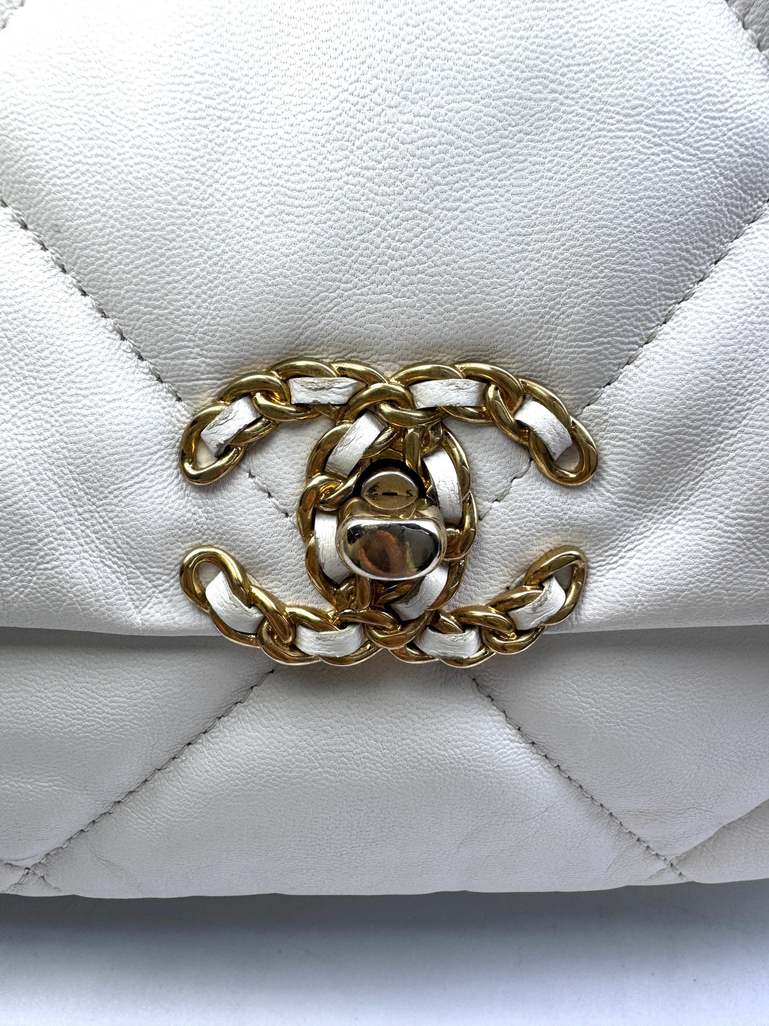 Chanel 21C 19Bag White Quilted Lambskin Flap Bag With Gold Hardware(30***17) CC1774