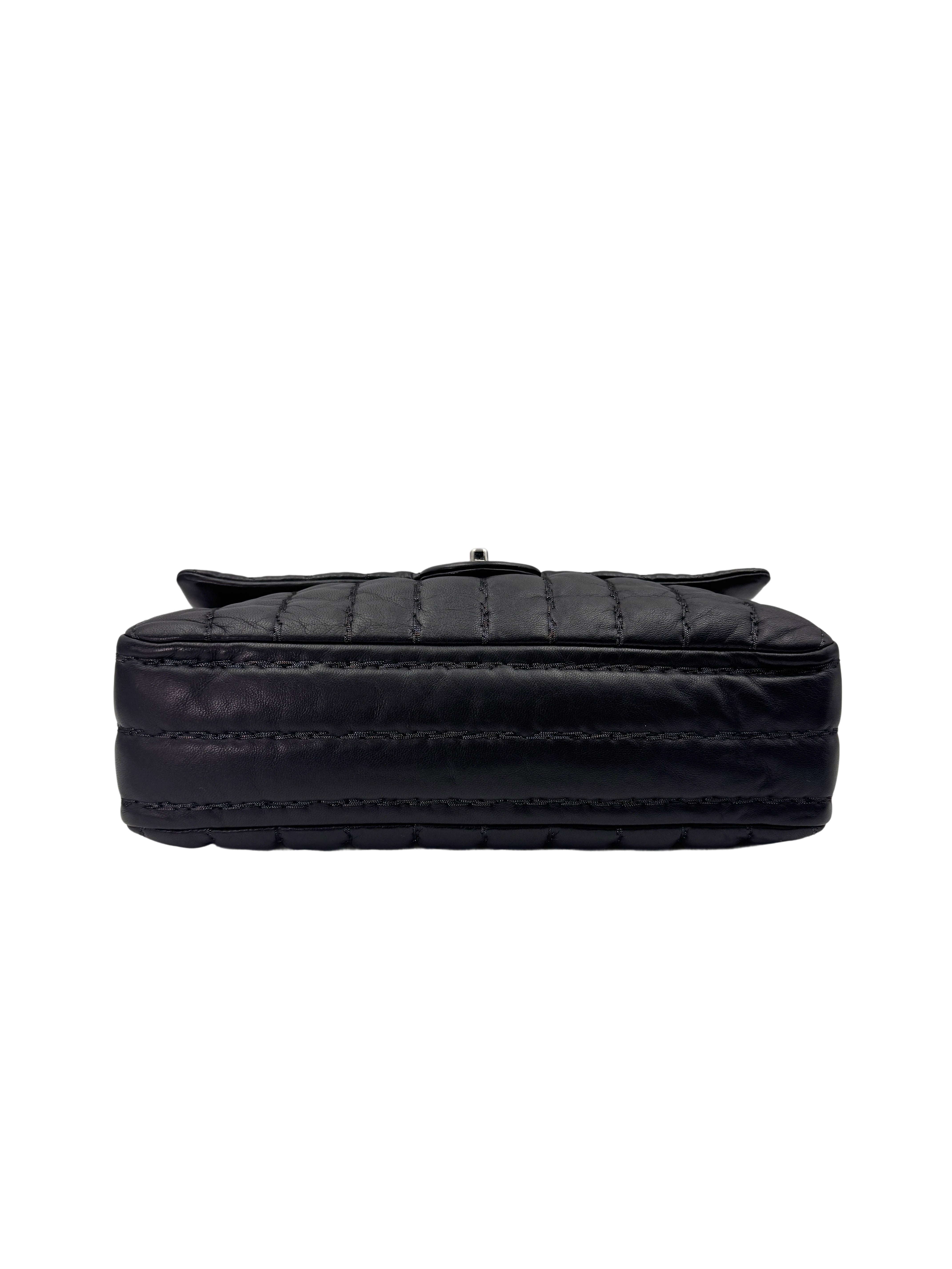 Chanel Vertical Stitch Black Quilted Leather Flap Bag(15***02) IRIS163