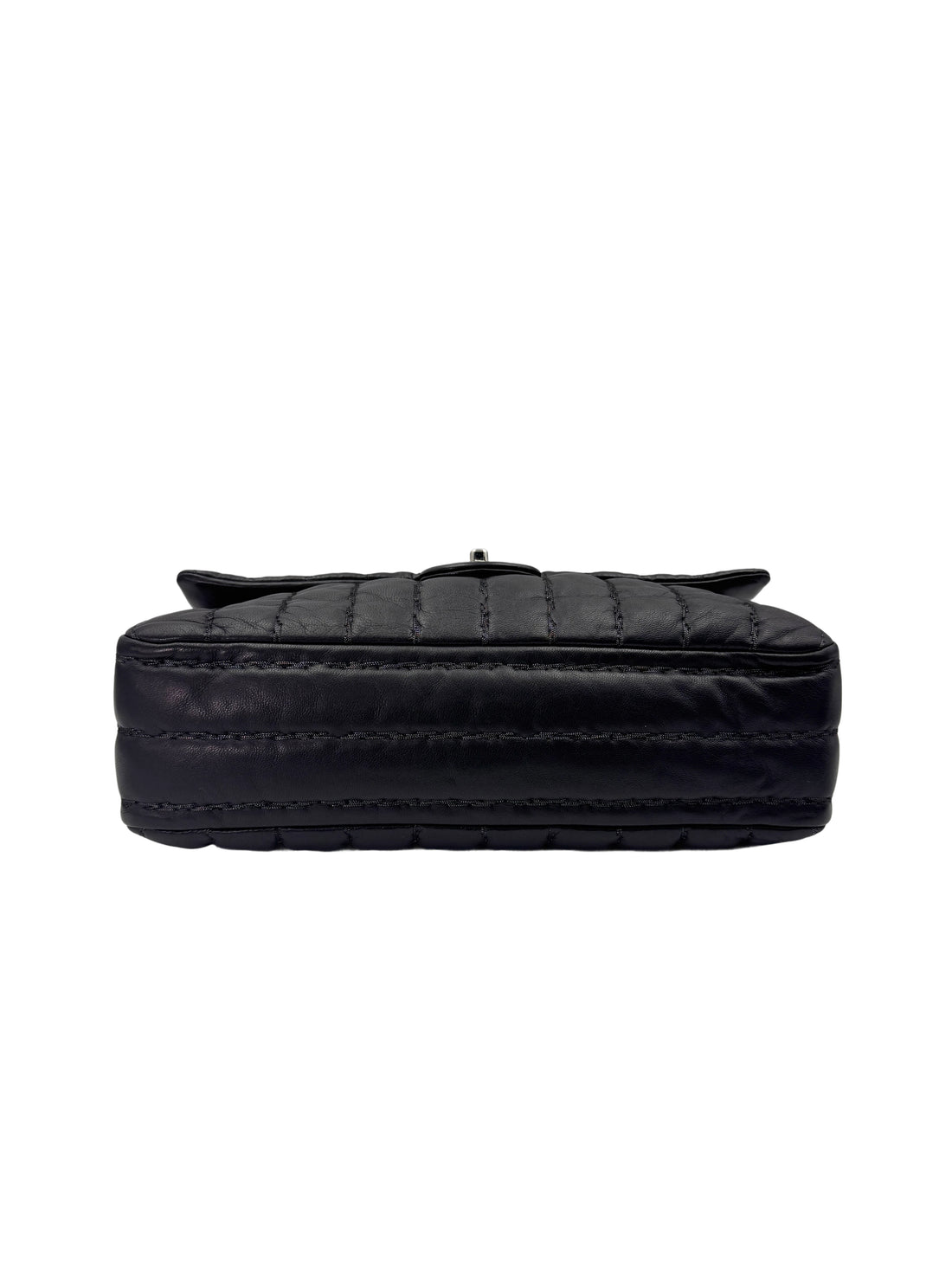 Chanel Vertical Stitch Black Quilted Leather Flap Bag(15***02) IRIS163