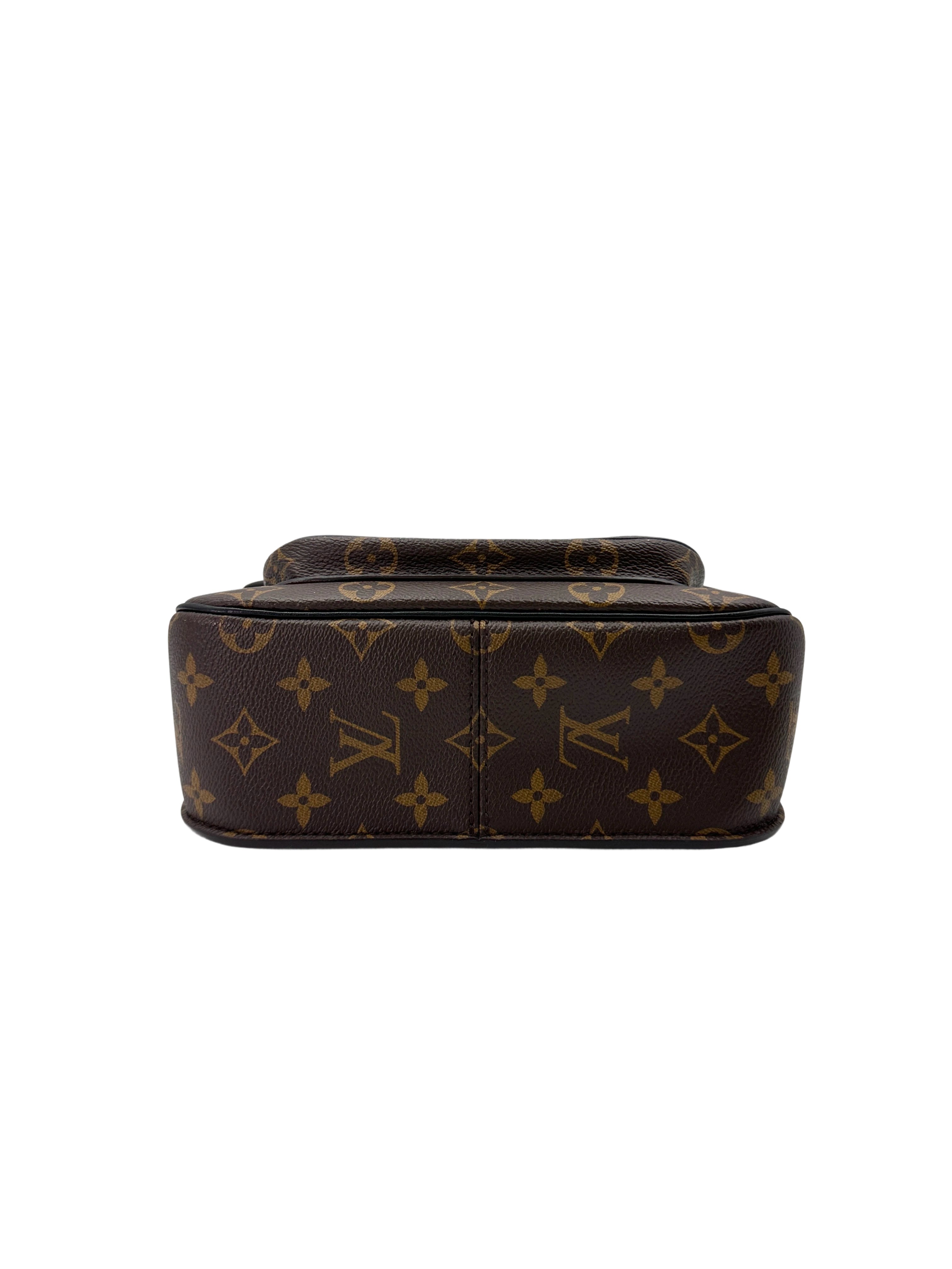 Louis Vuitton Passy Monogram Canvas Chain Bag LV2427