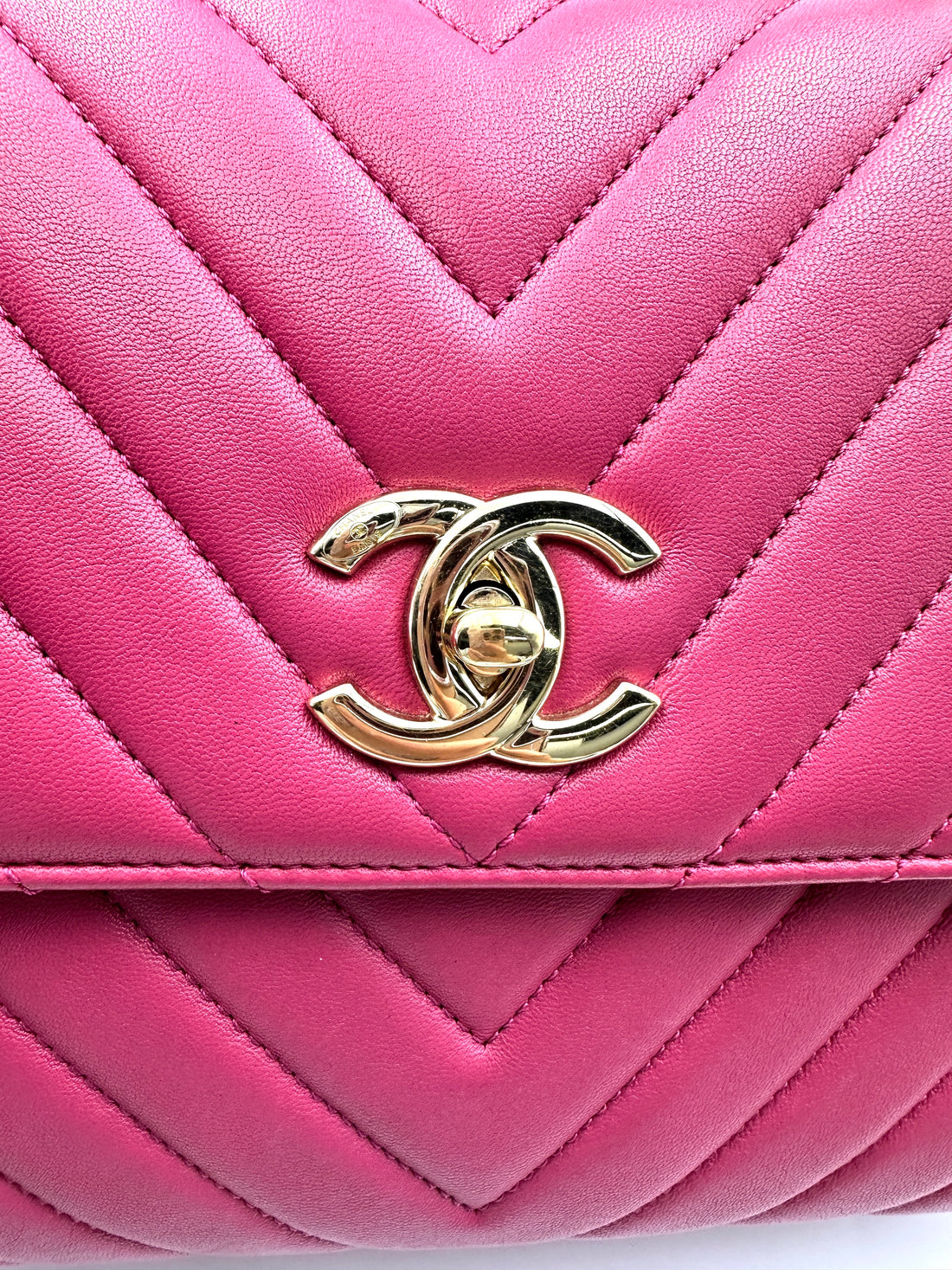 Chanel Trendy CC Pink Chevron Quilted Lambskin Flap Bag With Gold Hardware(27***30) IRIS157