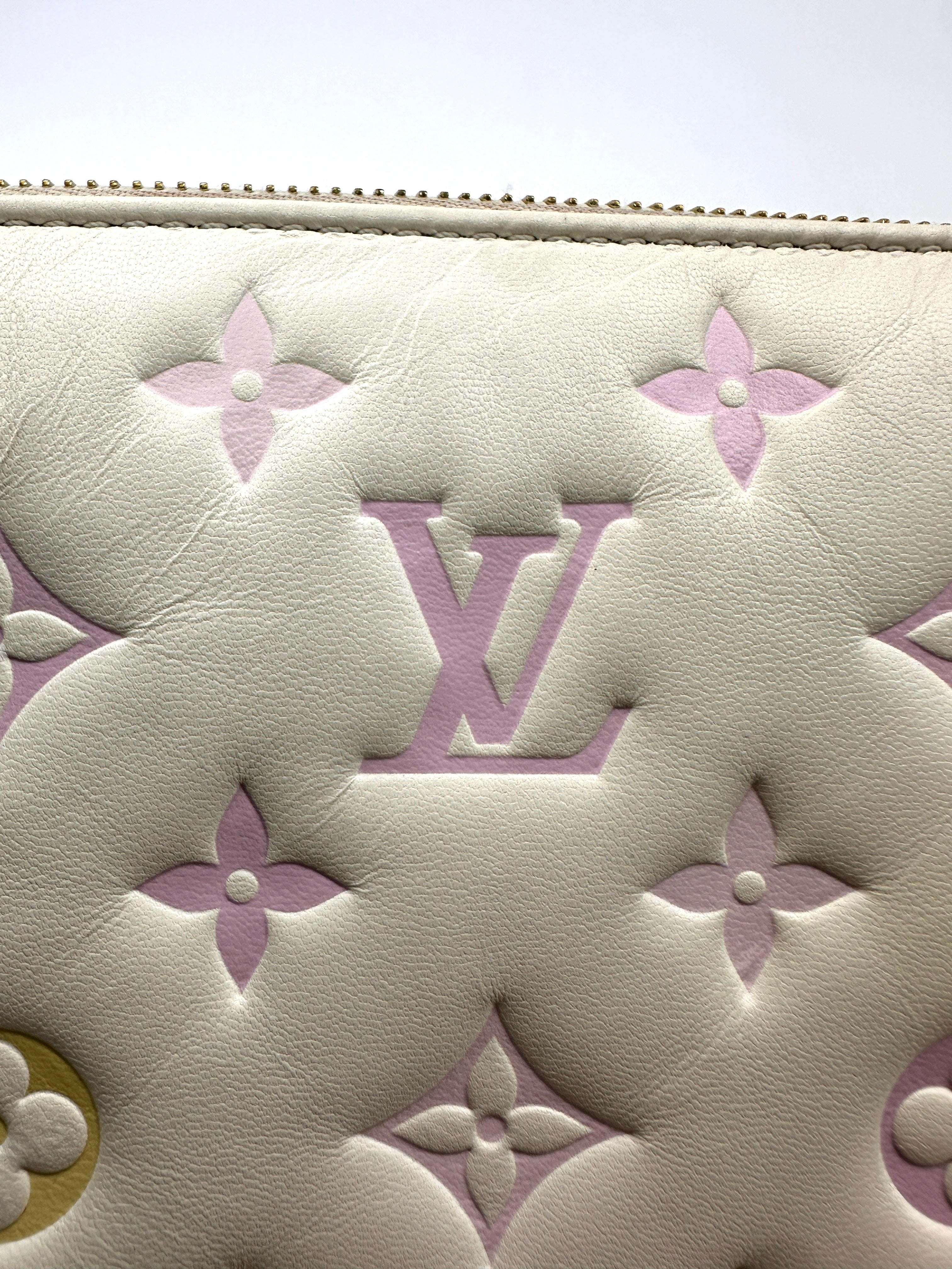 Louis Vuitton Coussin BB Milky Way White Monogram Embossed Puffy Leather Shoulder Bag IRIS146