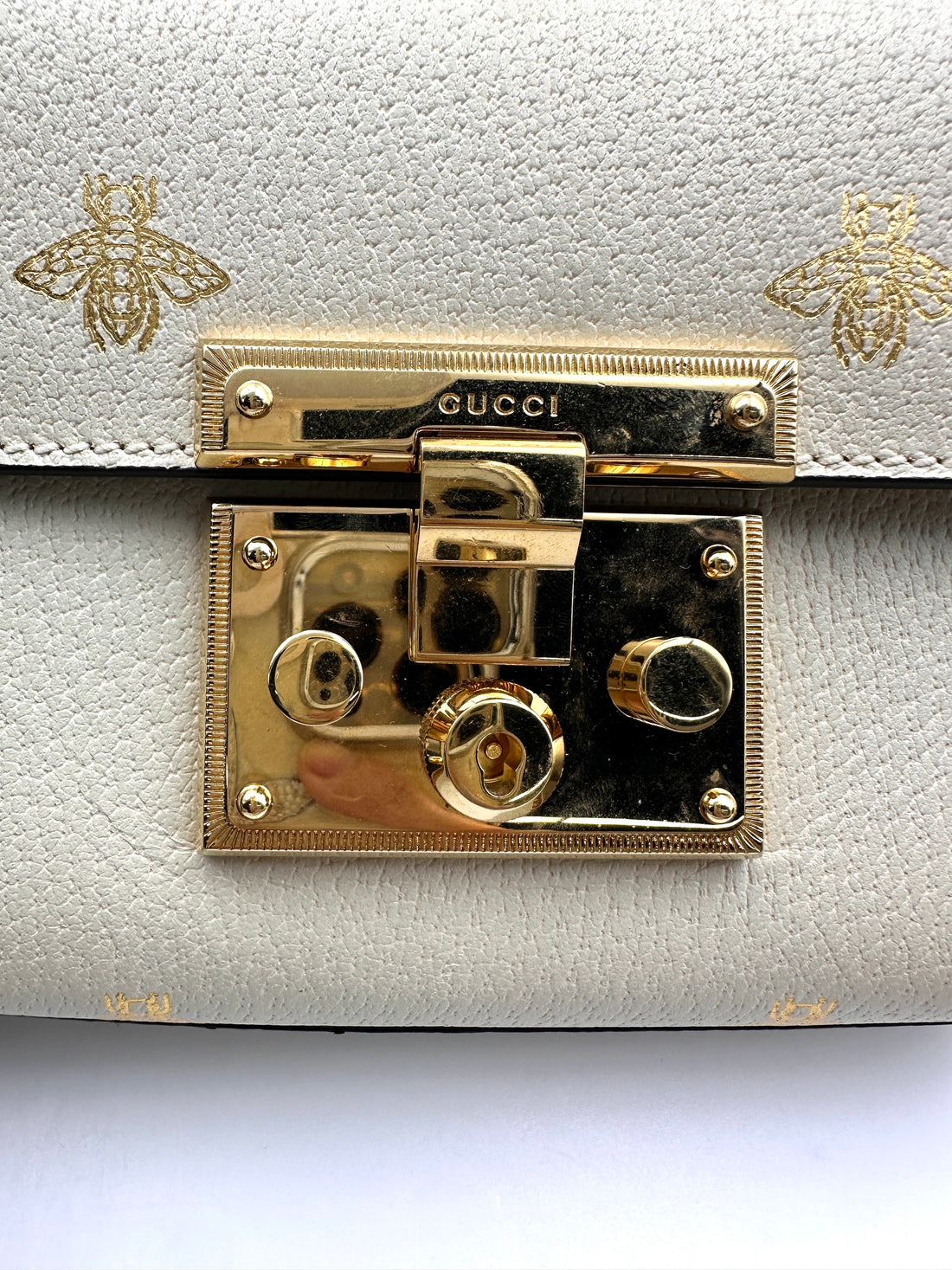 Gucci Padlock Bee Star White Leather Small Size Chain Bag GG846