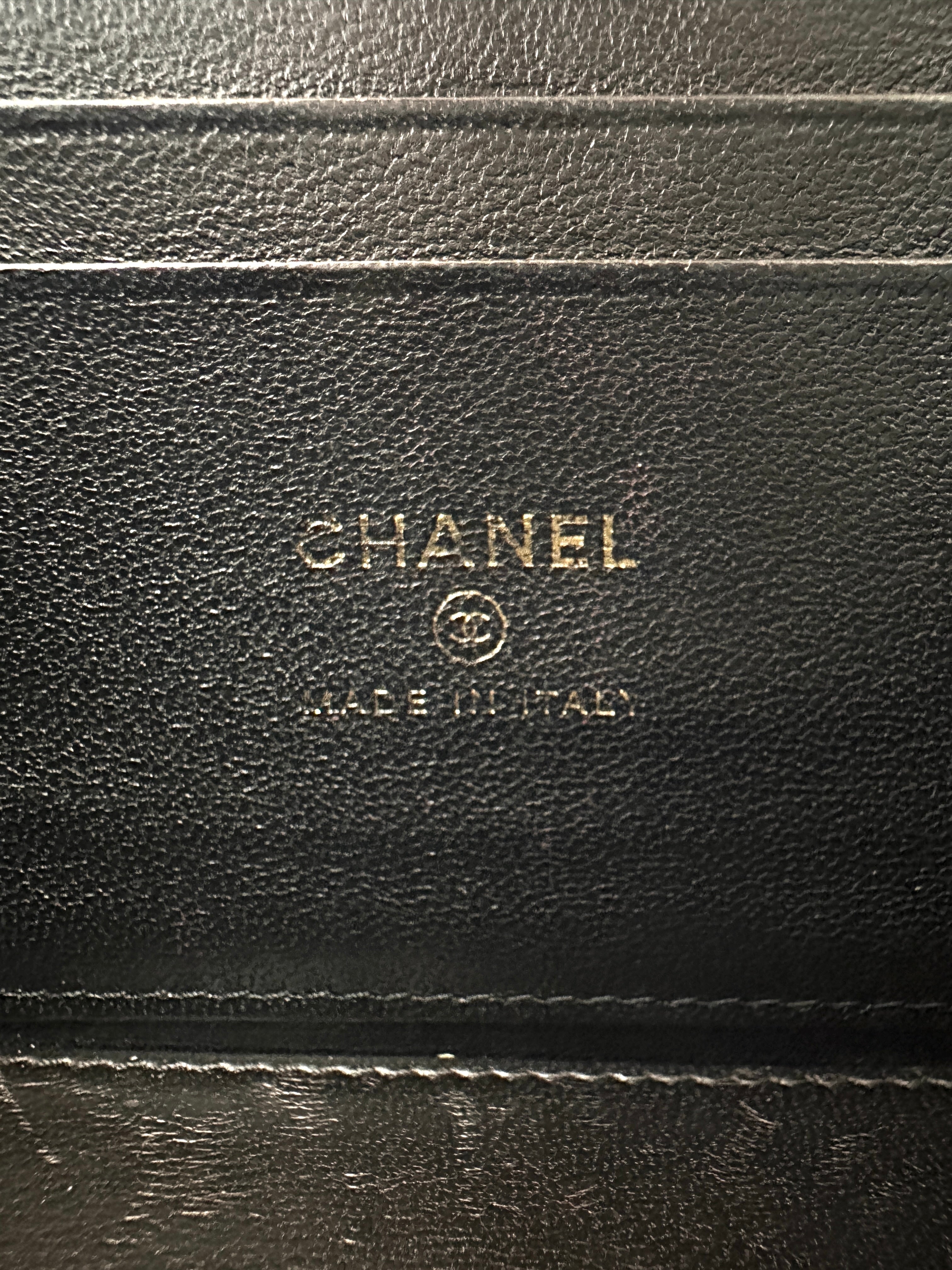 Chanel 22K Black Quilted Lambskin Long Vanity Case With Gold Buckle(PP***X1) IRIS165