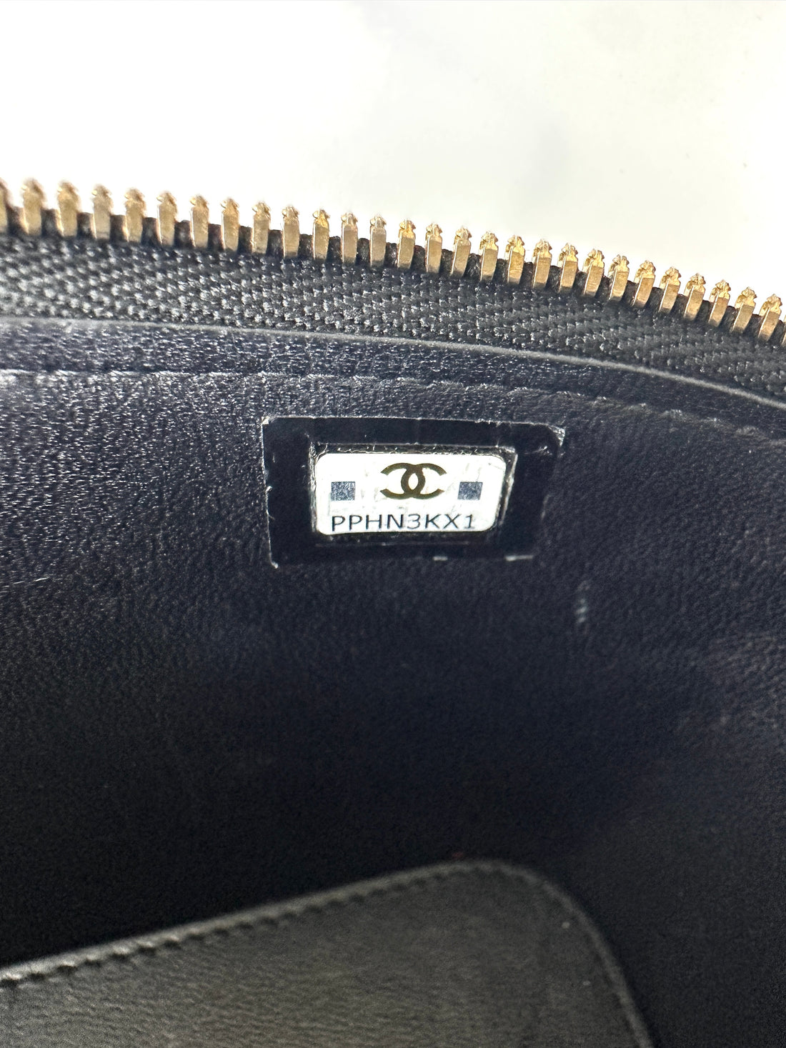 Chanel 22K Black Quilted Lambskin Long Vanity Case With Gold Buckle(PP***X1) IRIS165