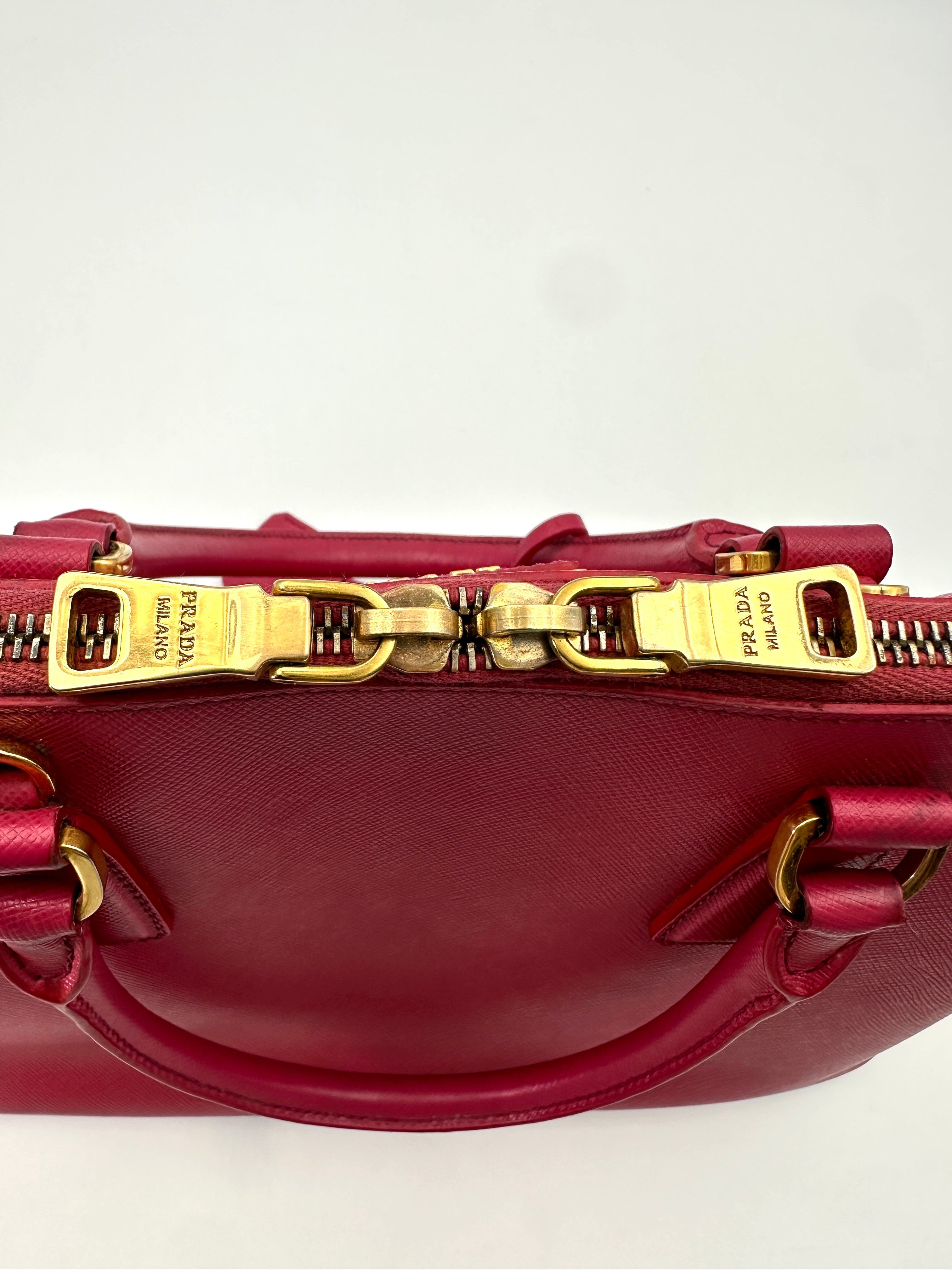 Prada Promenade Pink Saffiano Lux Leather Medium Size Handle Bag PR264