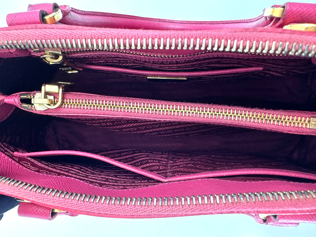 Prada Promenade Pink Saffiano Lux Leather Medium Size Handle Bag PR264