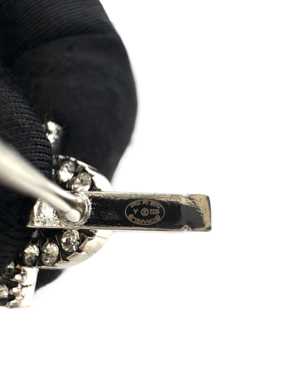 Chanel 22A Crystal CC & "19" Logo Asymmetric Drop Earrings CC1785