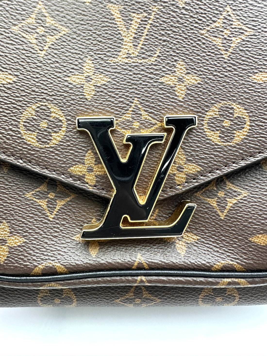 Louis Vuitton Passy Monogram Canvas Chain Bag LV2434