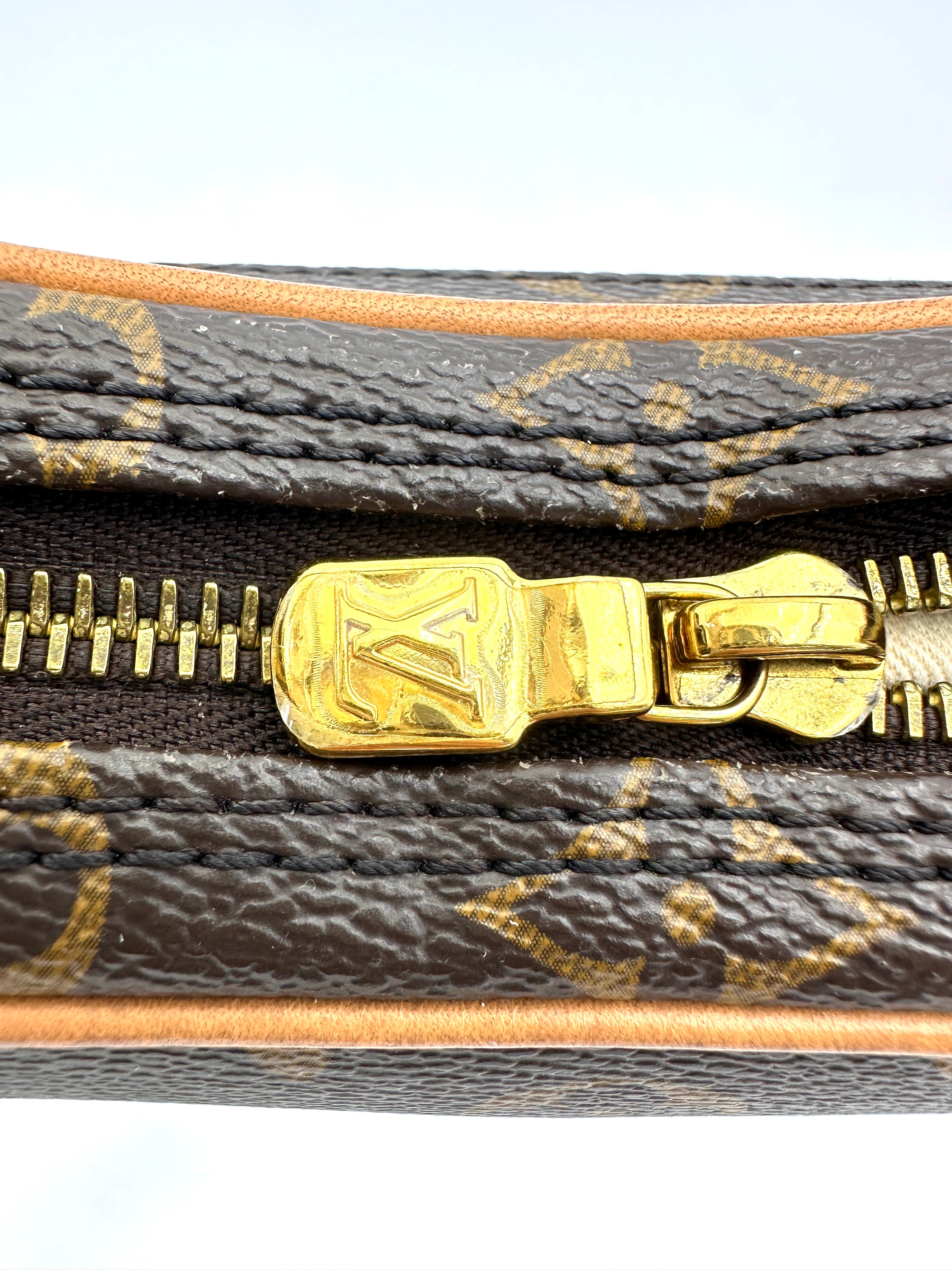 Louis Vuitton Loop Monogram Canvas Shoulder Bag IRIS167