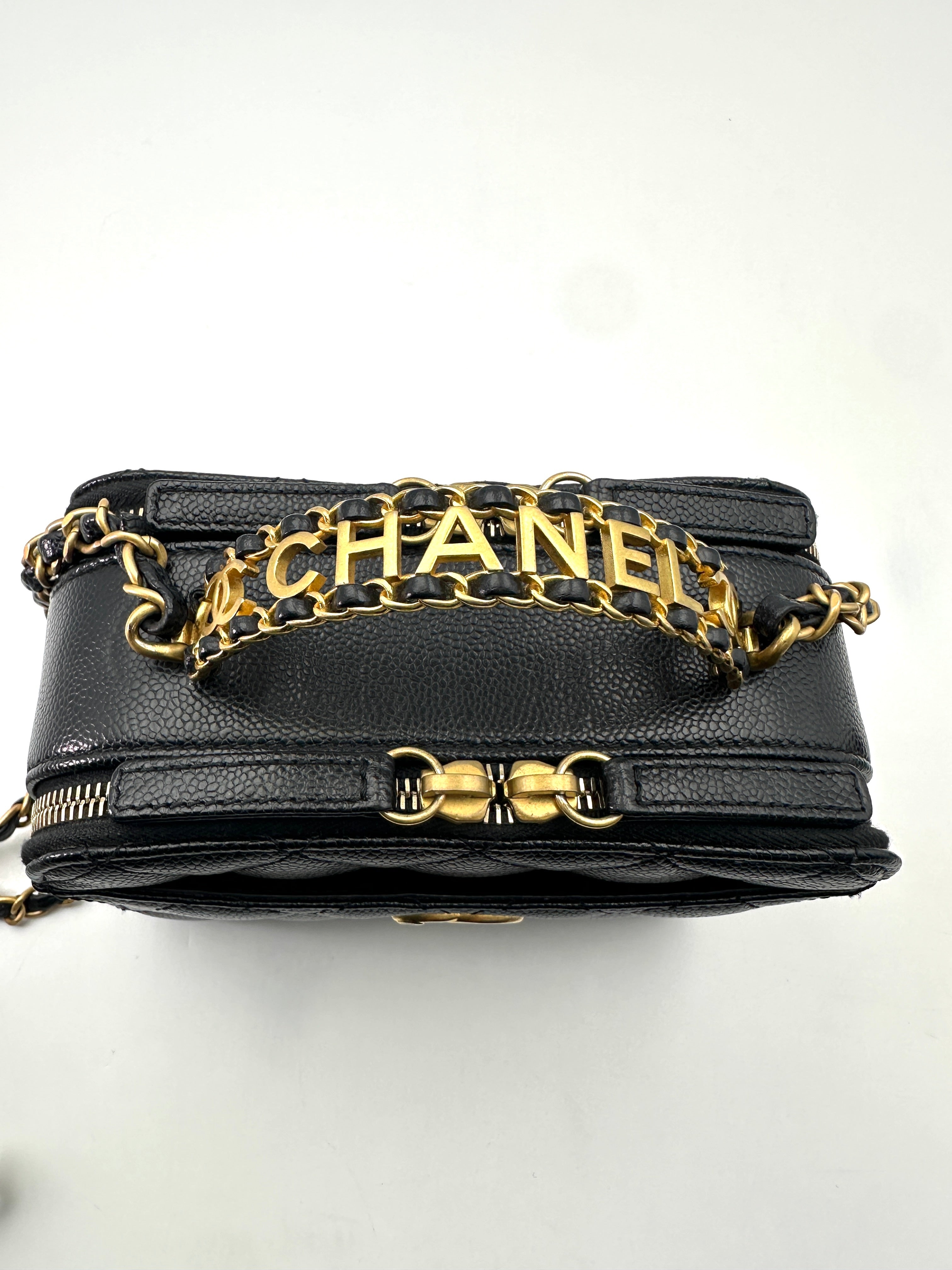 Chanel 22S Black Quilted Leather Vanity Case With Gold Hardware(HT***L2) CC1786