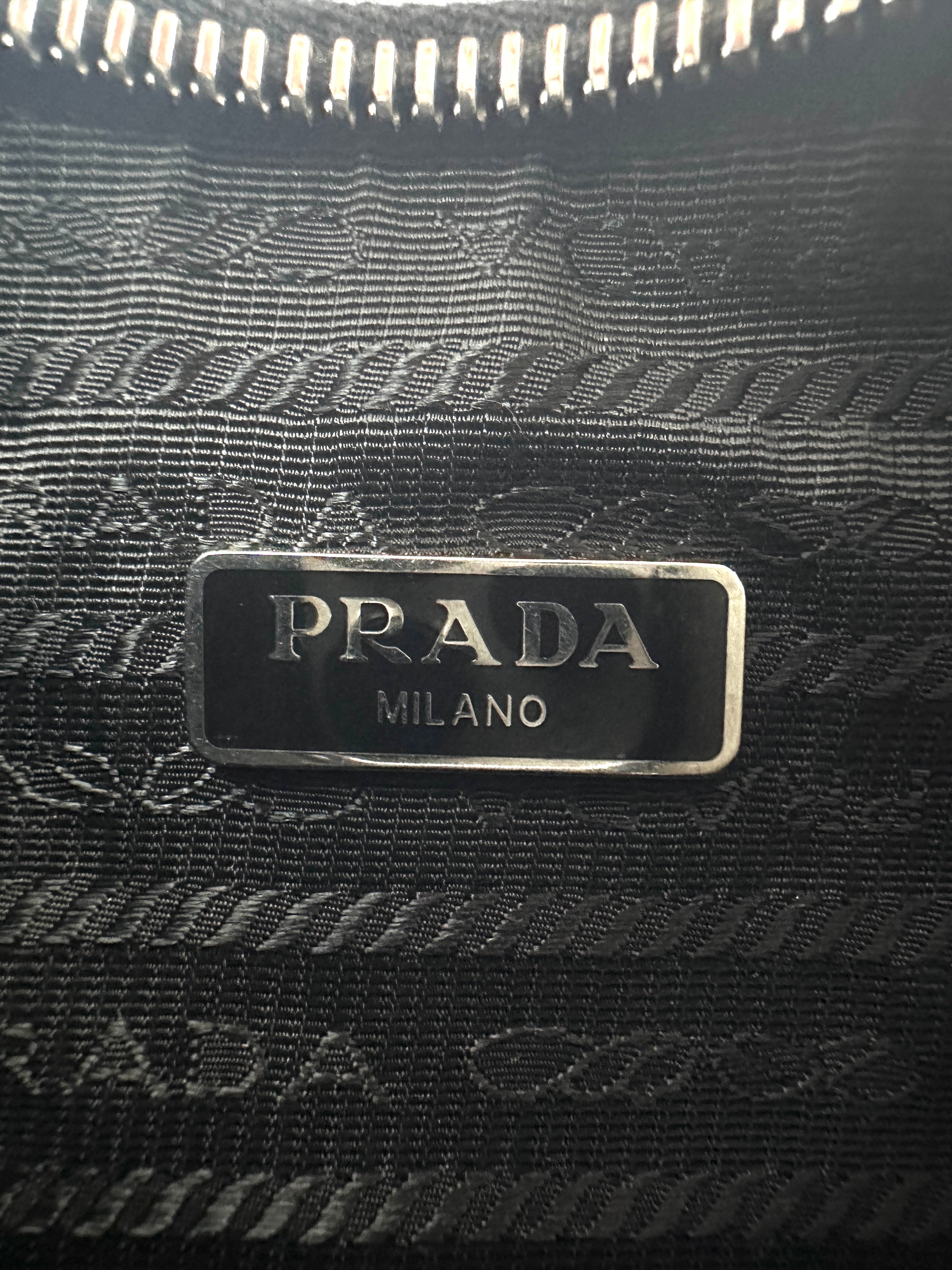 Prada Re-Edition 2005 White/Black Sequin Shoulder Bag PR265