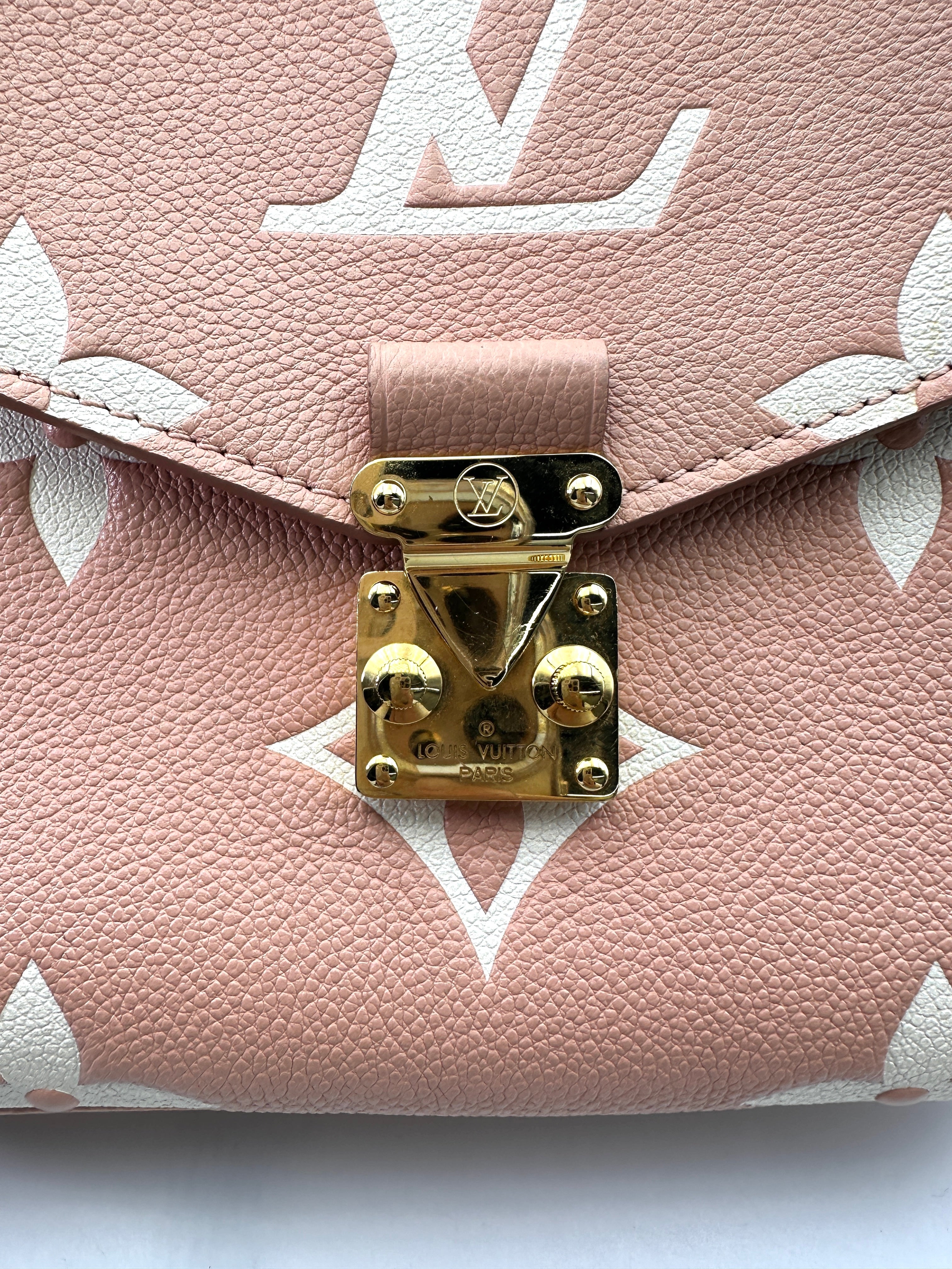 Louis Vuitton Pink/White Monogram Giant Pochette Metis IRIS170