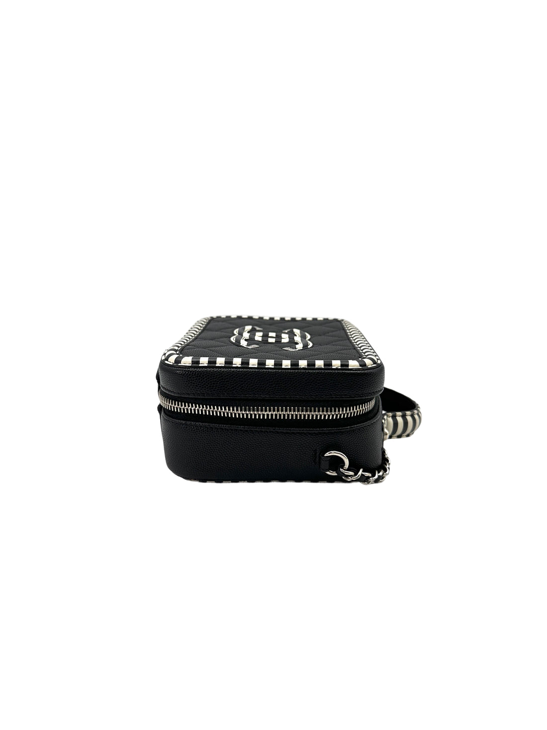 Chanel CC Filigree Black/White Striped Quilted Leather Vanity Case(27***59) CC1793
