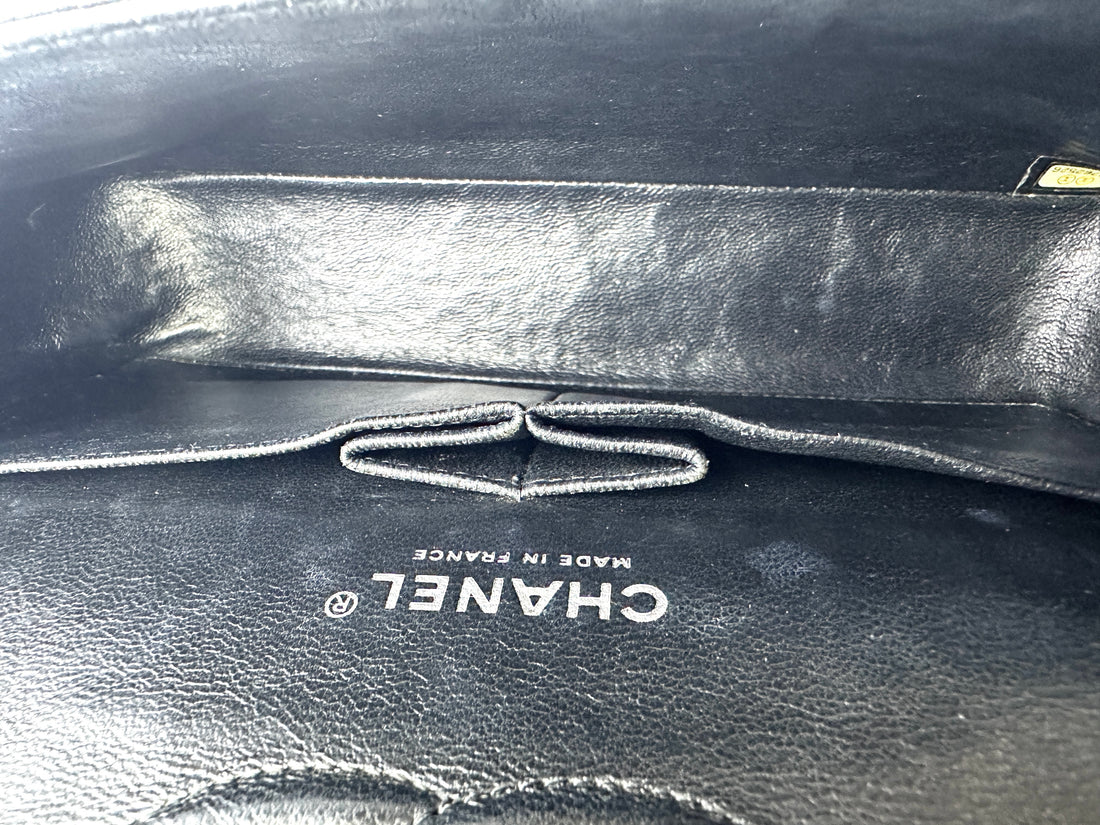 Chanel Classic Flap Black Quilted Leather Shoulder Bag With Silver Buckle(13***26) IRIS172