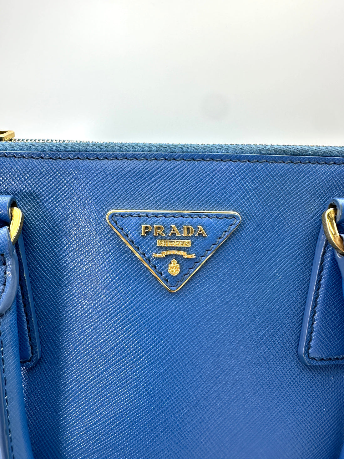 Prada Galleria Blue Saffiano Leather Medium Size Handle Bag PR272