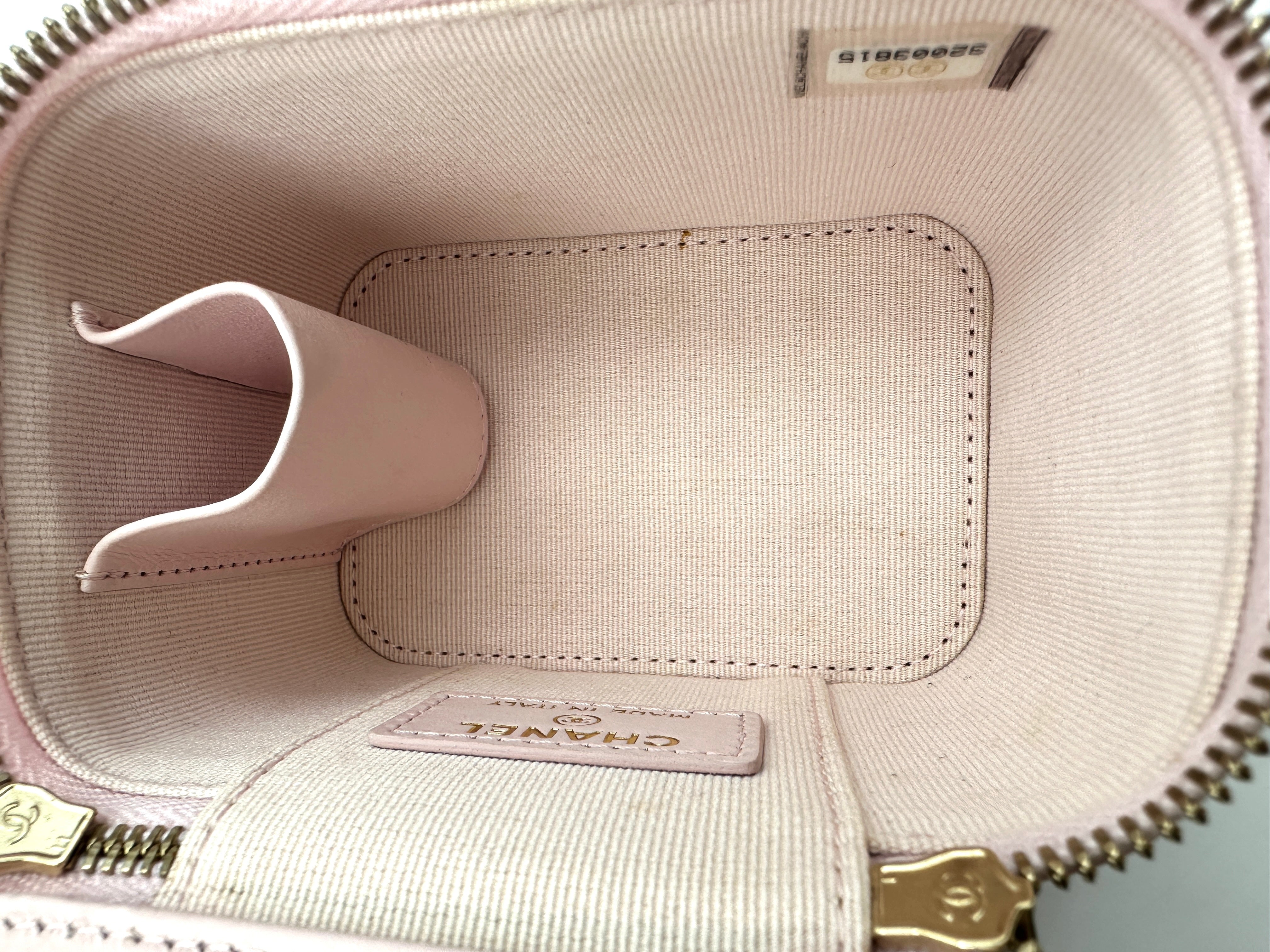 Chanel Pink Quilted Leather Mini Vanity Case(32***15) CC1797