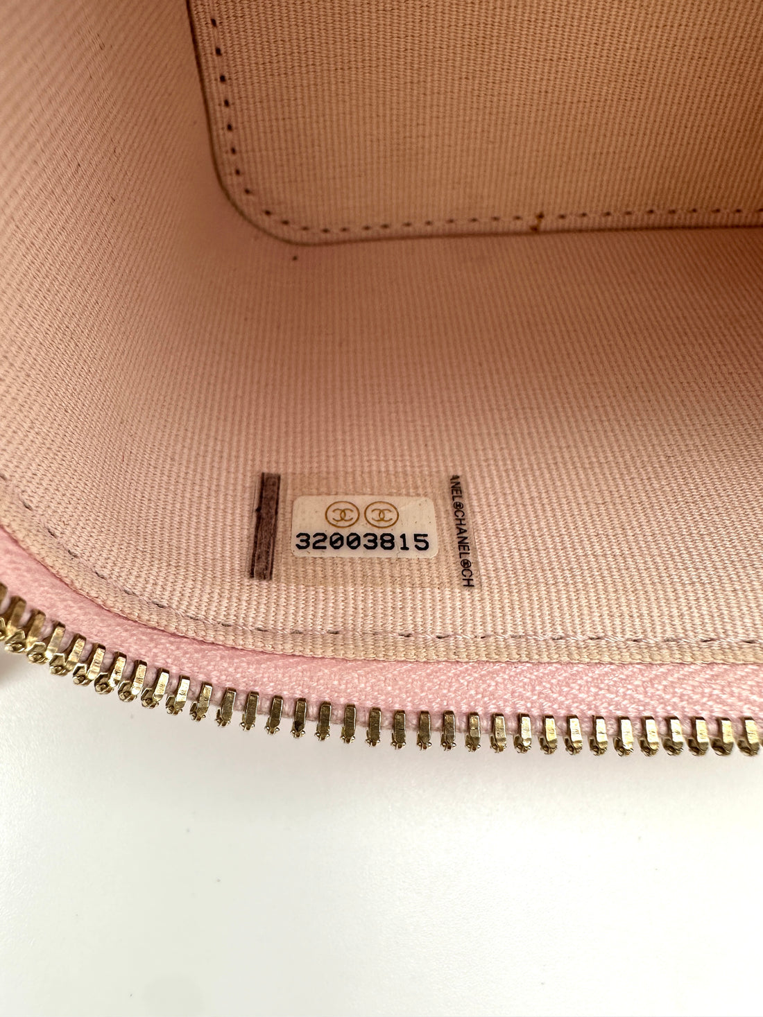 Chanel Pink Quilted Leather Mini Vanity Case(32***15) CC1797