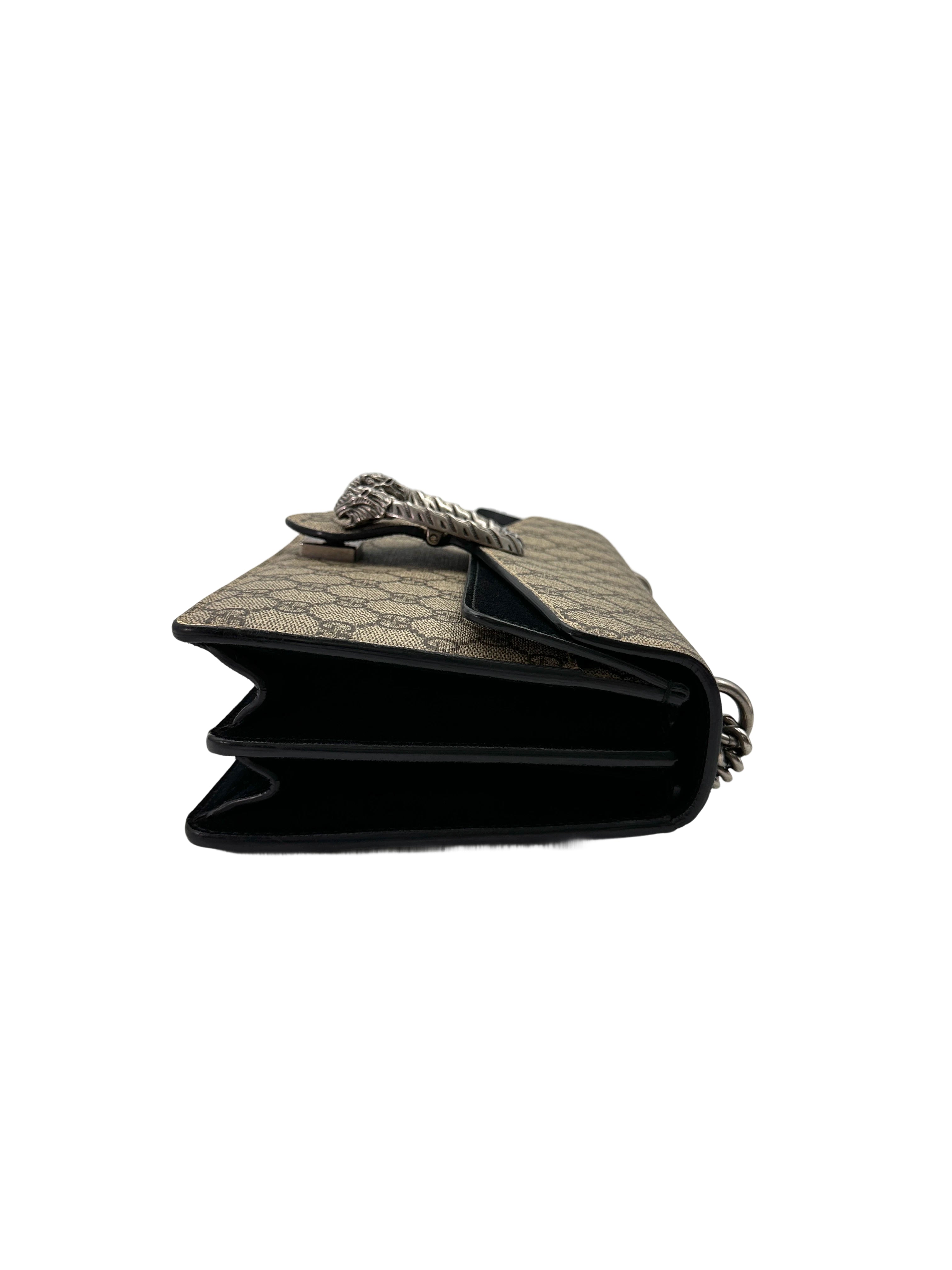 Gucci Dionysus GG Supreme Canvas Medium Size Shoulder Bag With Black Tirm GG852