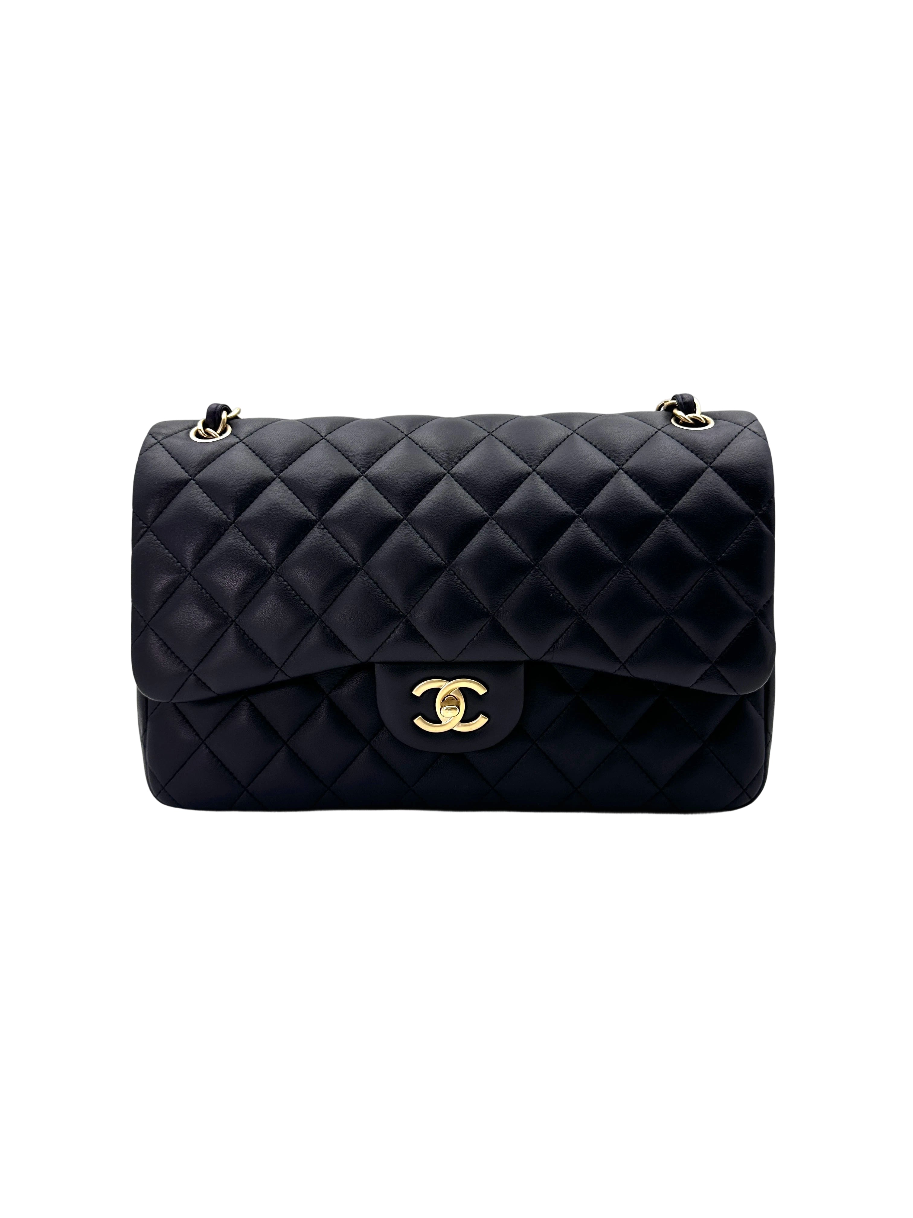 Chanel Classic Flap Navy Quilted Lambskin Jumbo Flap Bag(20***92) CC1802