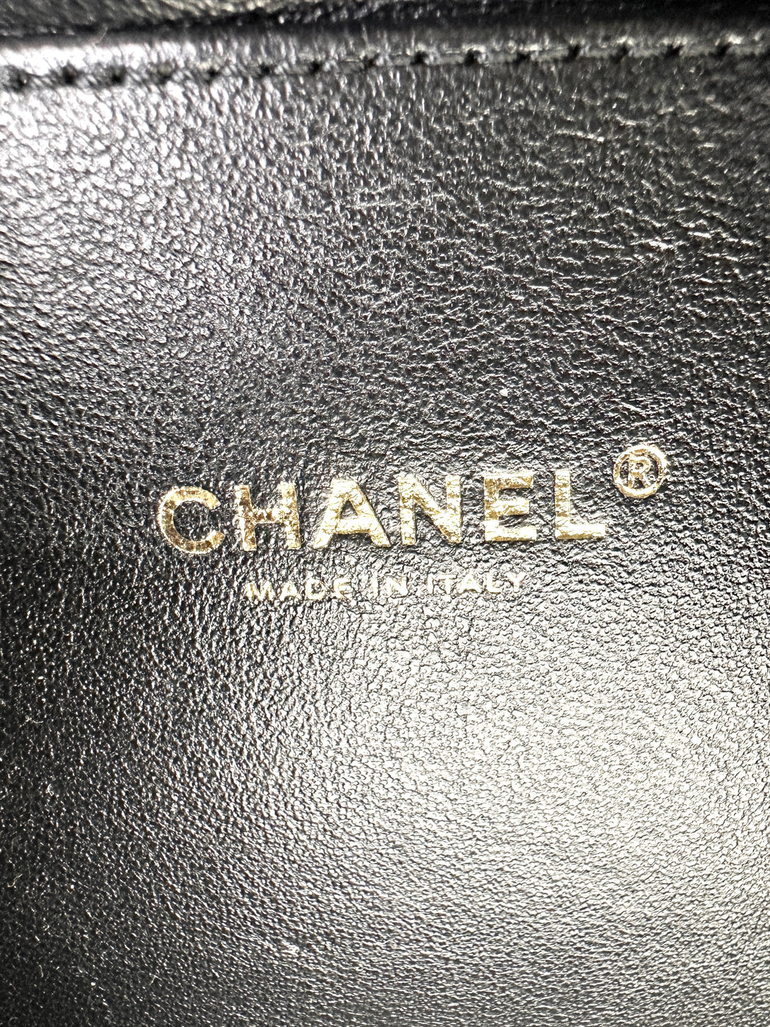 Chanel CC Filigree Black Quilted Leather Top Handle Vanity Case(26***09) CC1798