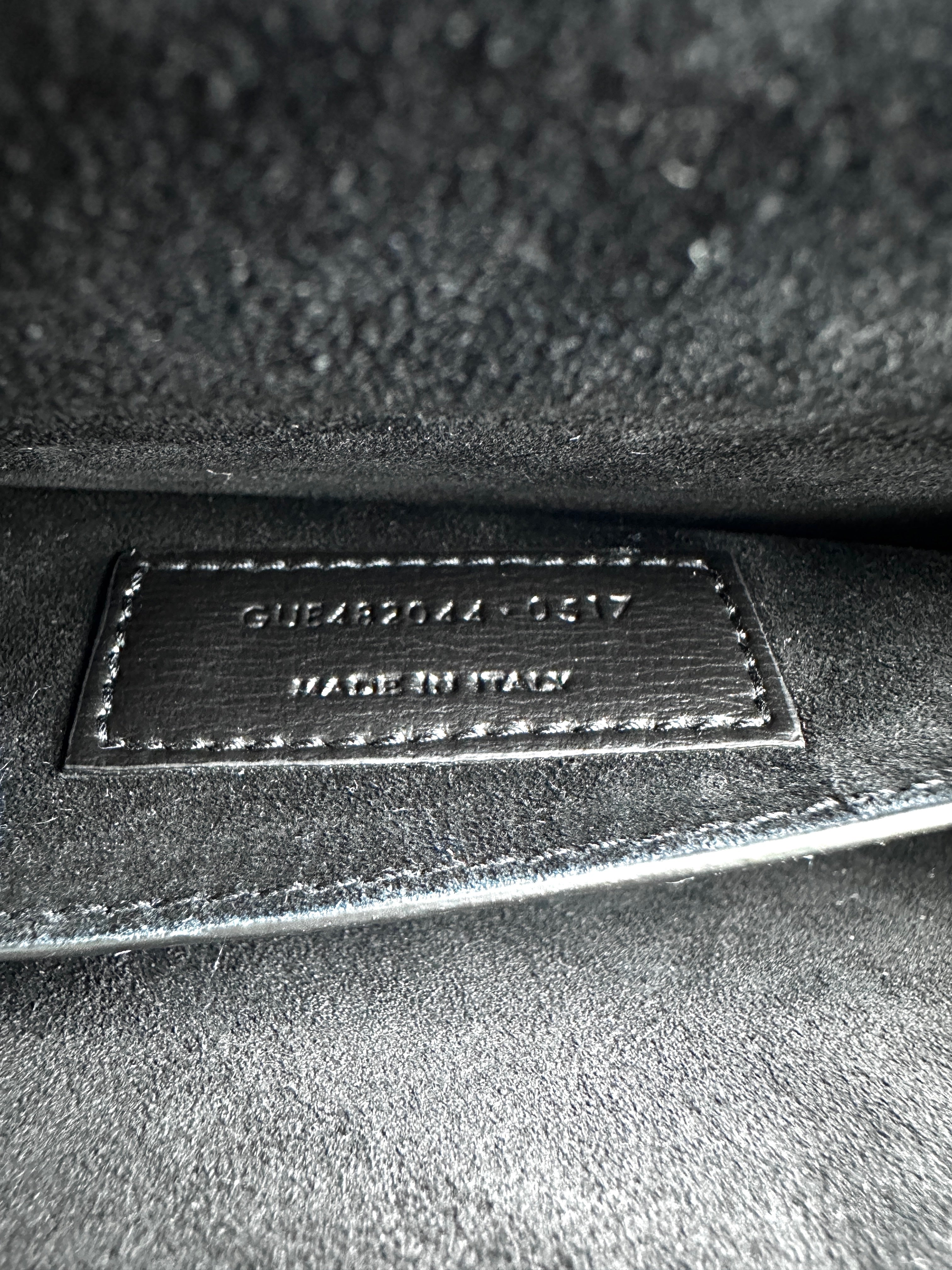 Saint Laurent Bellechasse Black Leather Shoulder Bag IRIS173