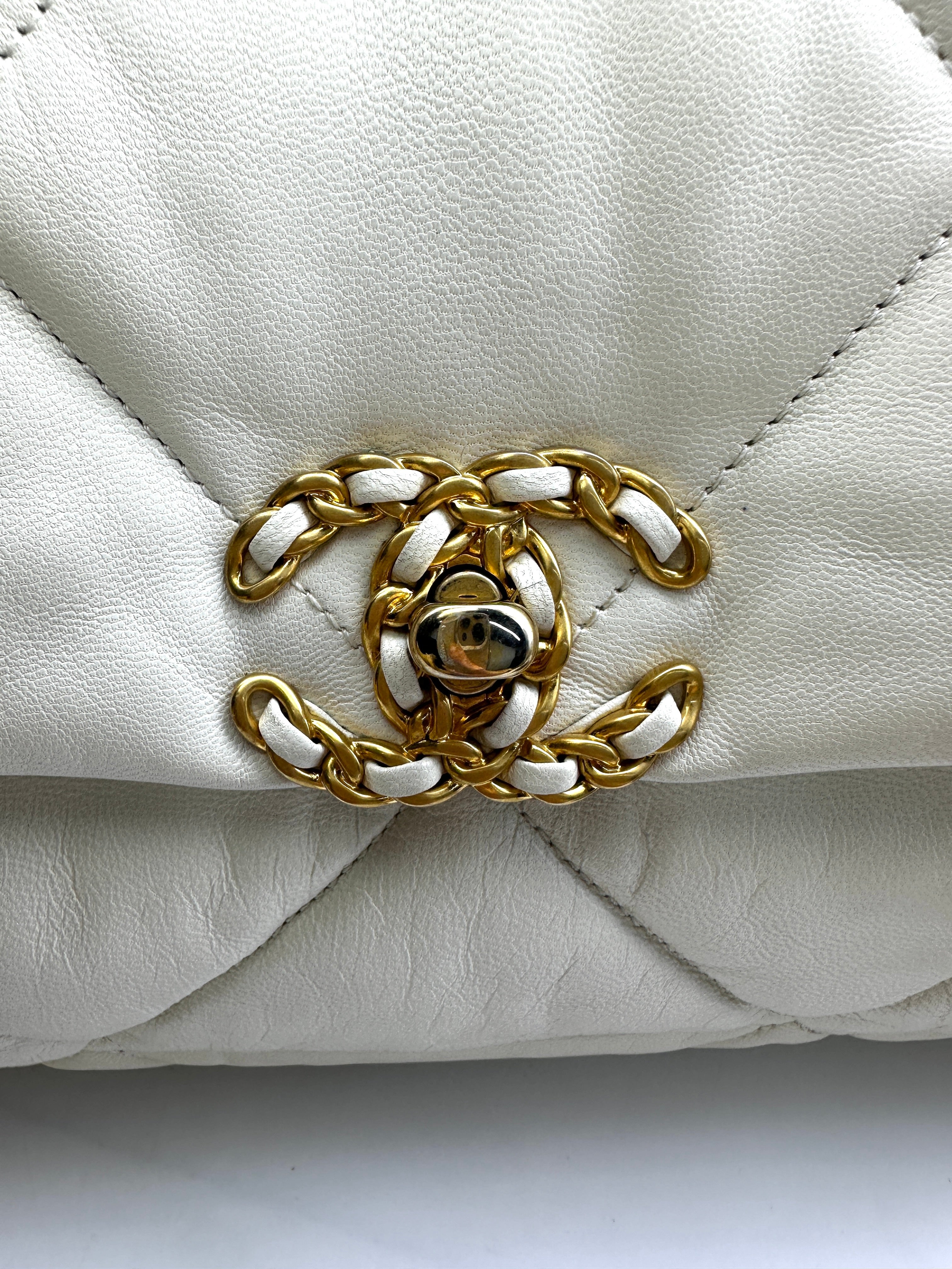 Chanel 19Bag White Quilted Leather Large Size Flap Bag With Gold Hardware(28***70) CC1806