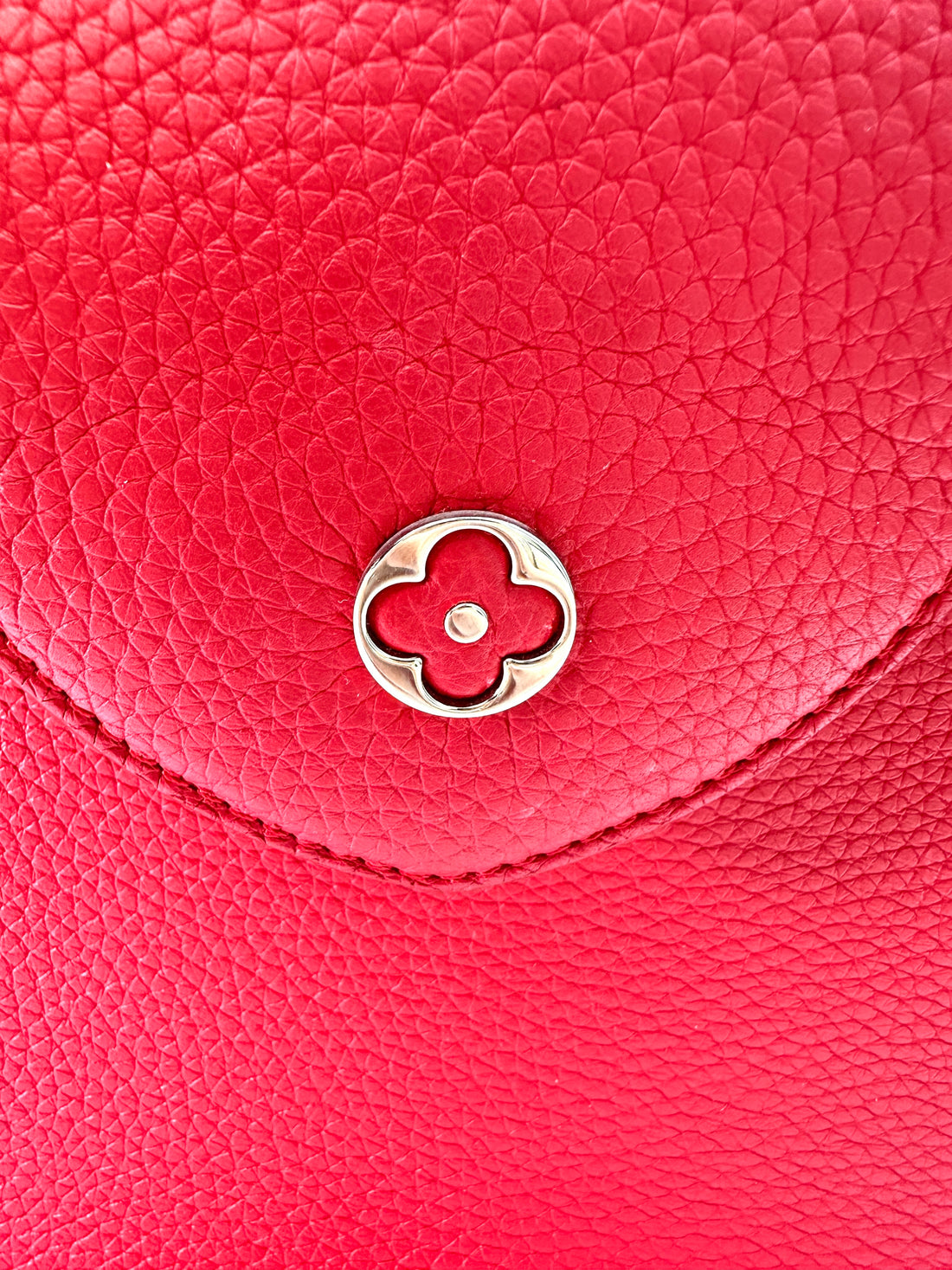Louis Vuitton Capucines Red Leather Large Size Handle Bag LV2464