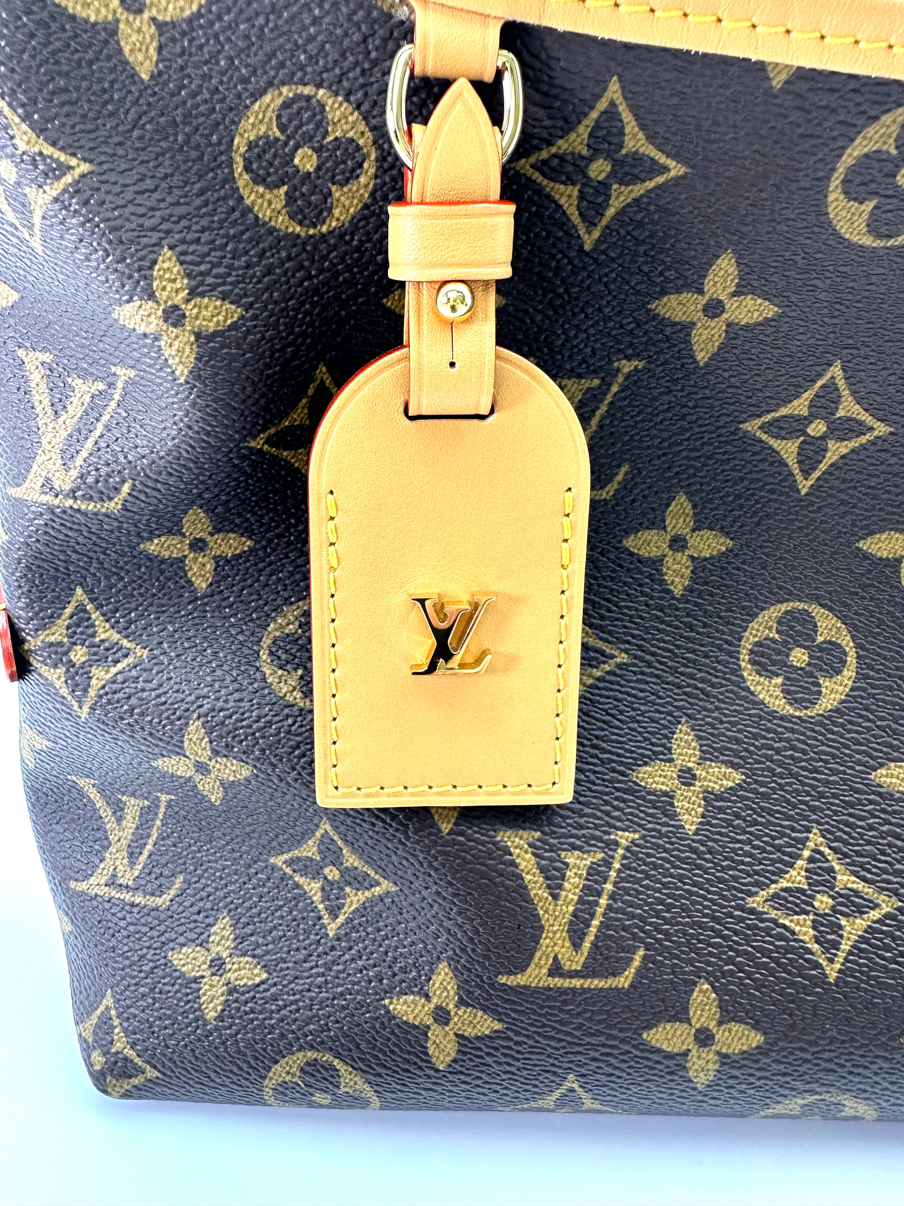 Louis Vuitton Carryall Monogram Canvas Shoulder Bag LV2459
