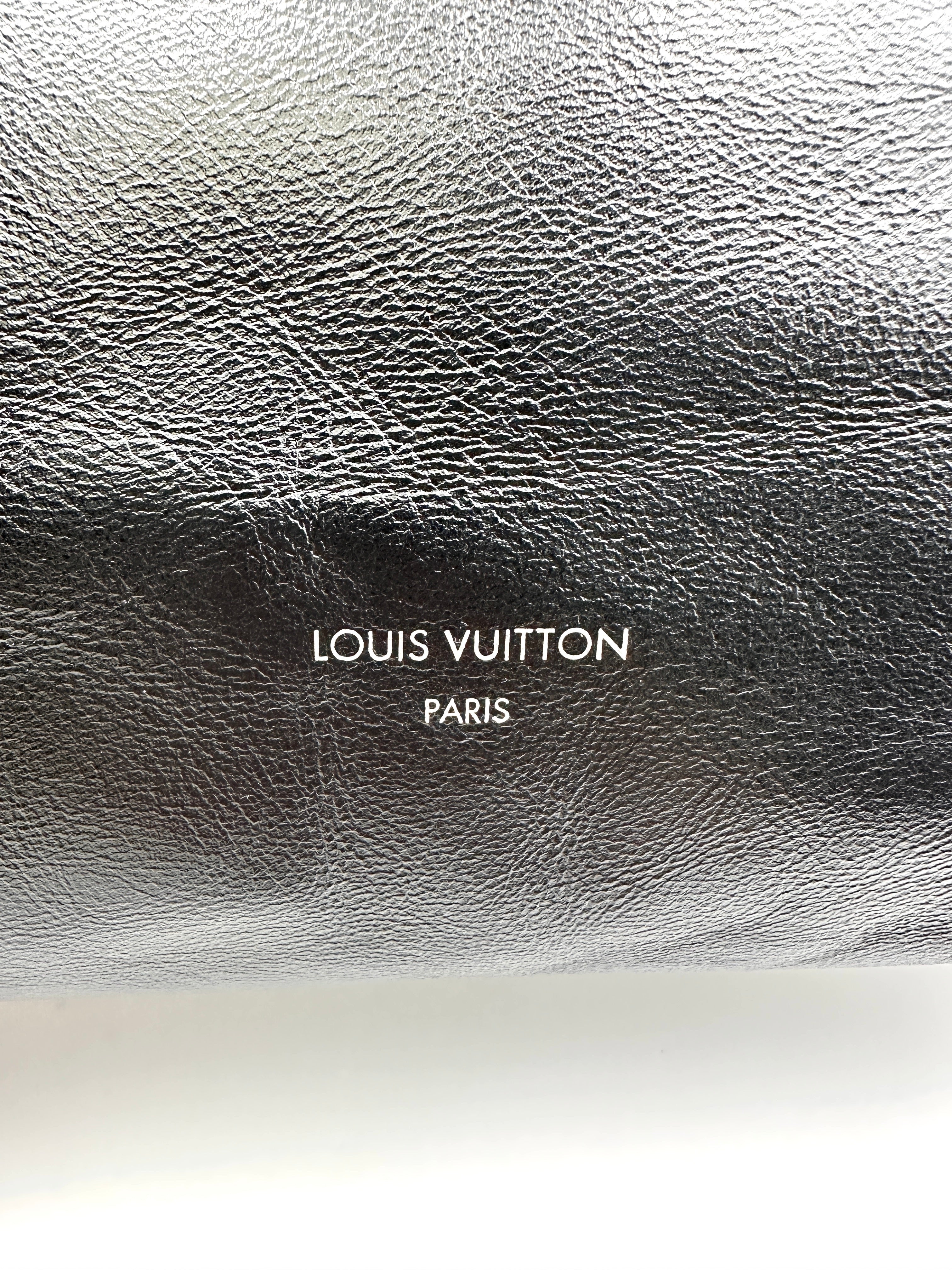 Louis Vuitton Carryall PM Black Lambksin Shoulder Bag LV2502
