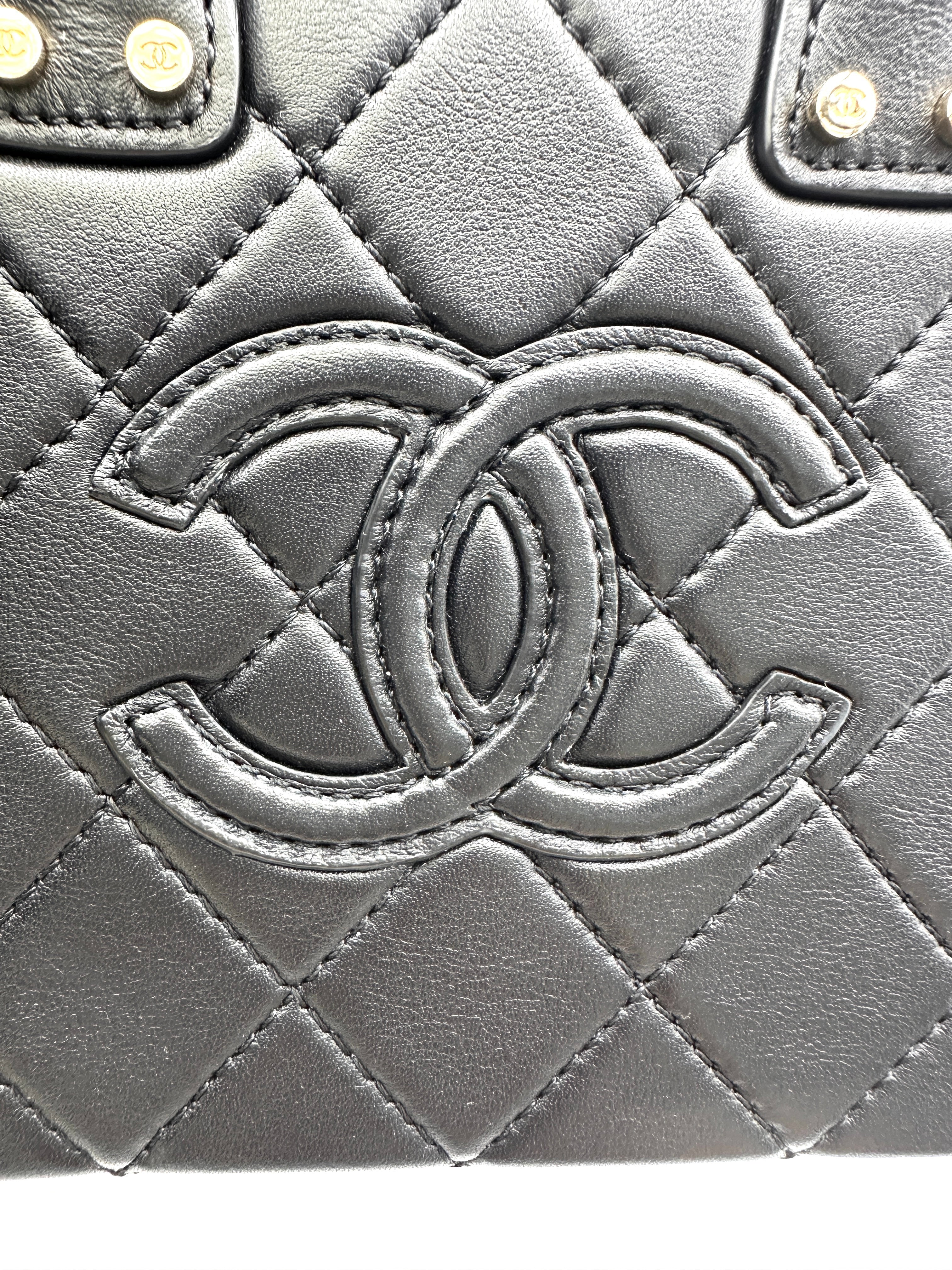 Chanel 22B Black Quilted Leather Handle Bag(N5***N8) CC1808