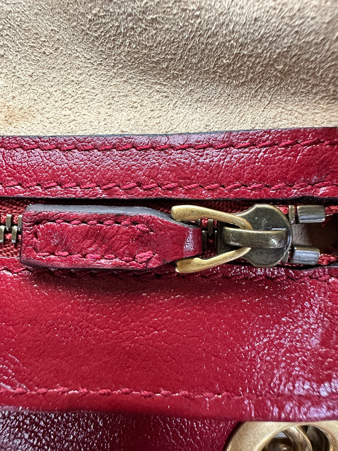 Gucci GG Marmont Black/Red Leather Medium Size Shoulder Bag GG859