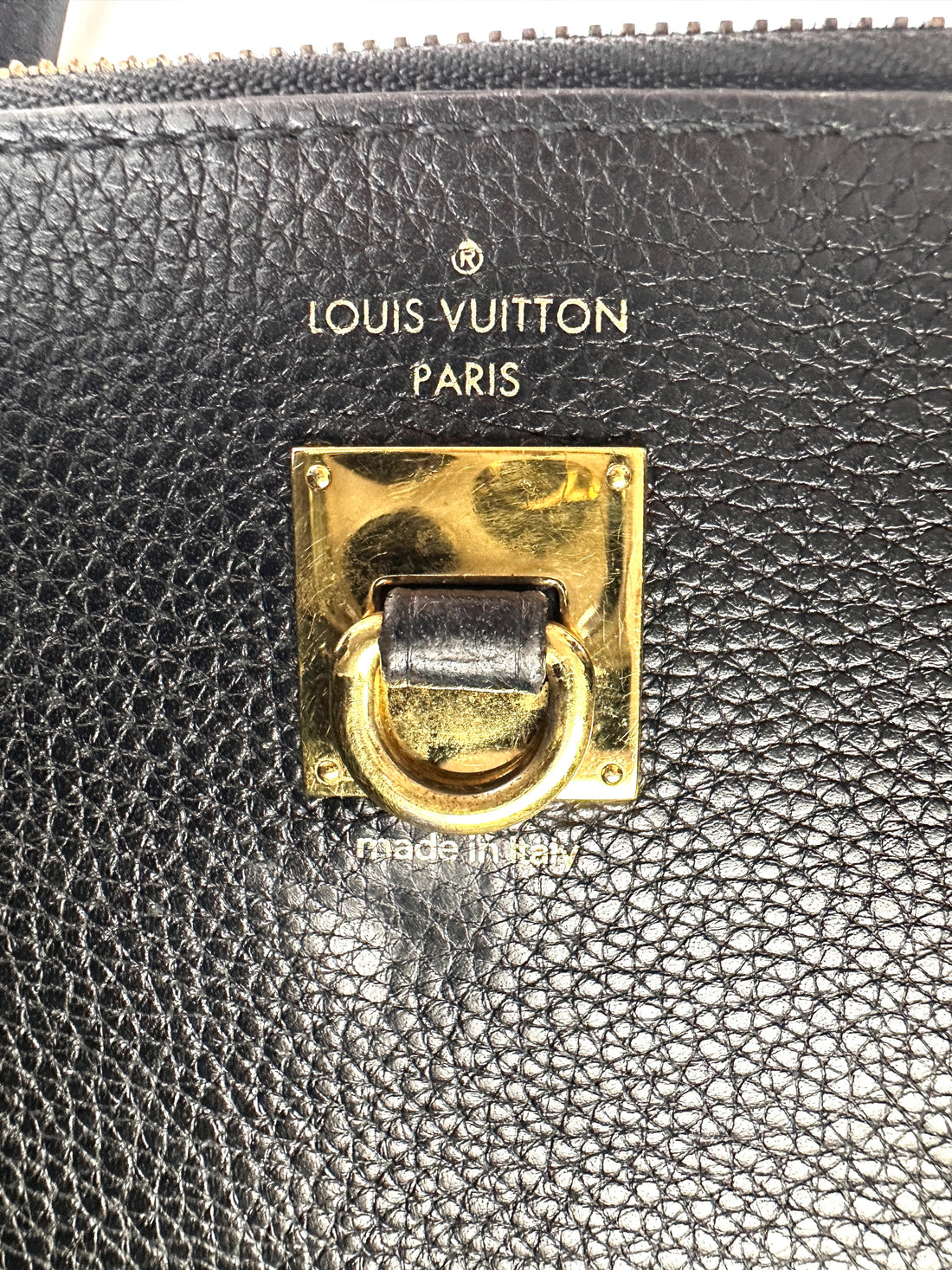 Louis Vuitton City Steamer Black Grained Leather Handle Bag LV2466