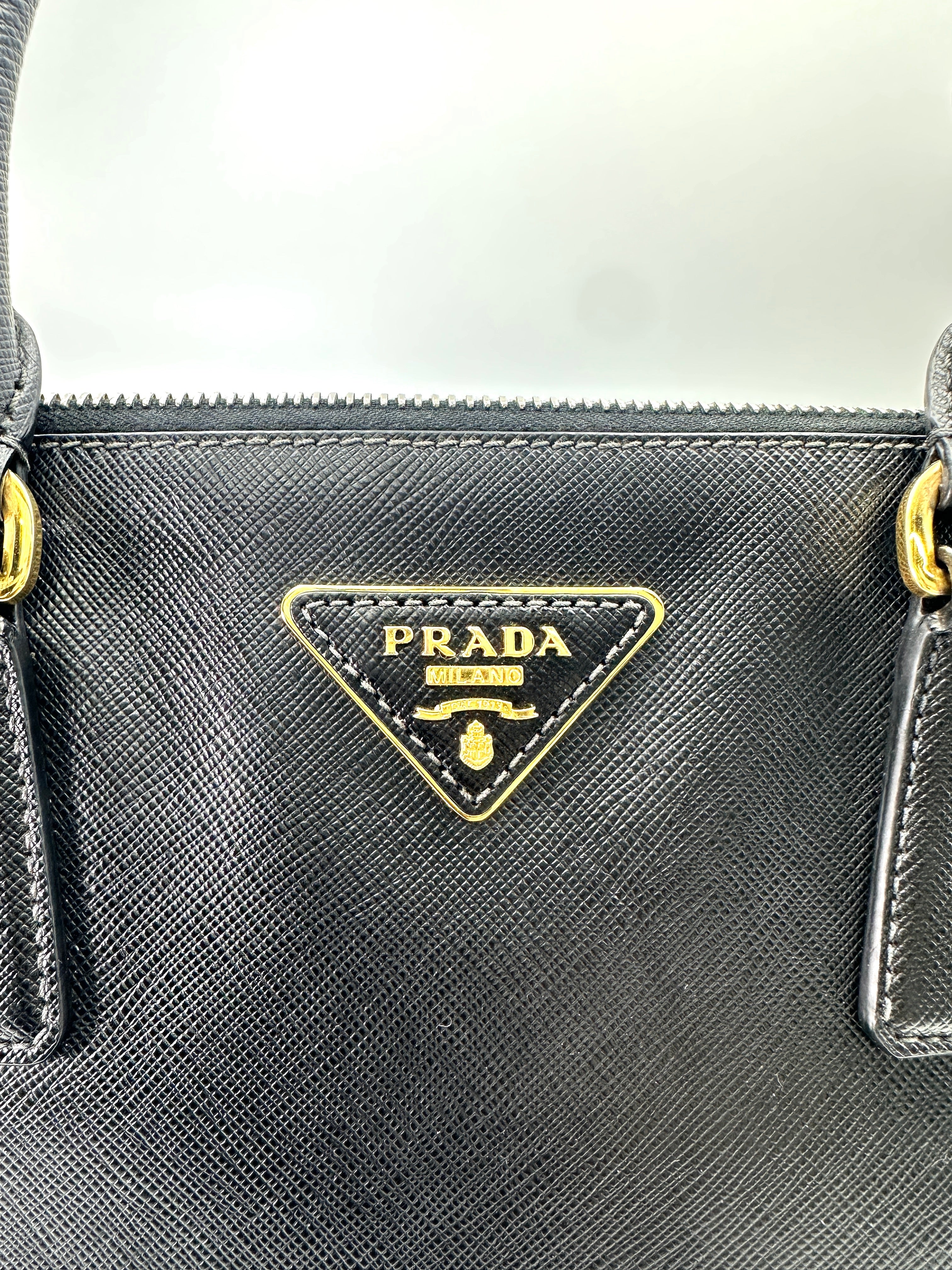 Prada Galleria Black Saffiano Lux Leather Medium Size Handle Bag PR278