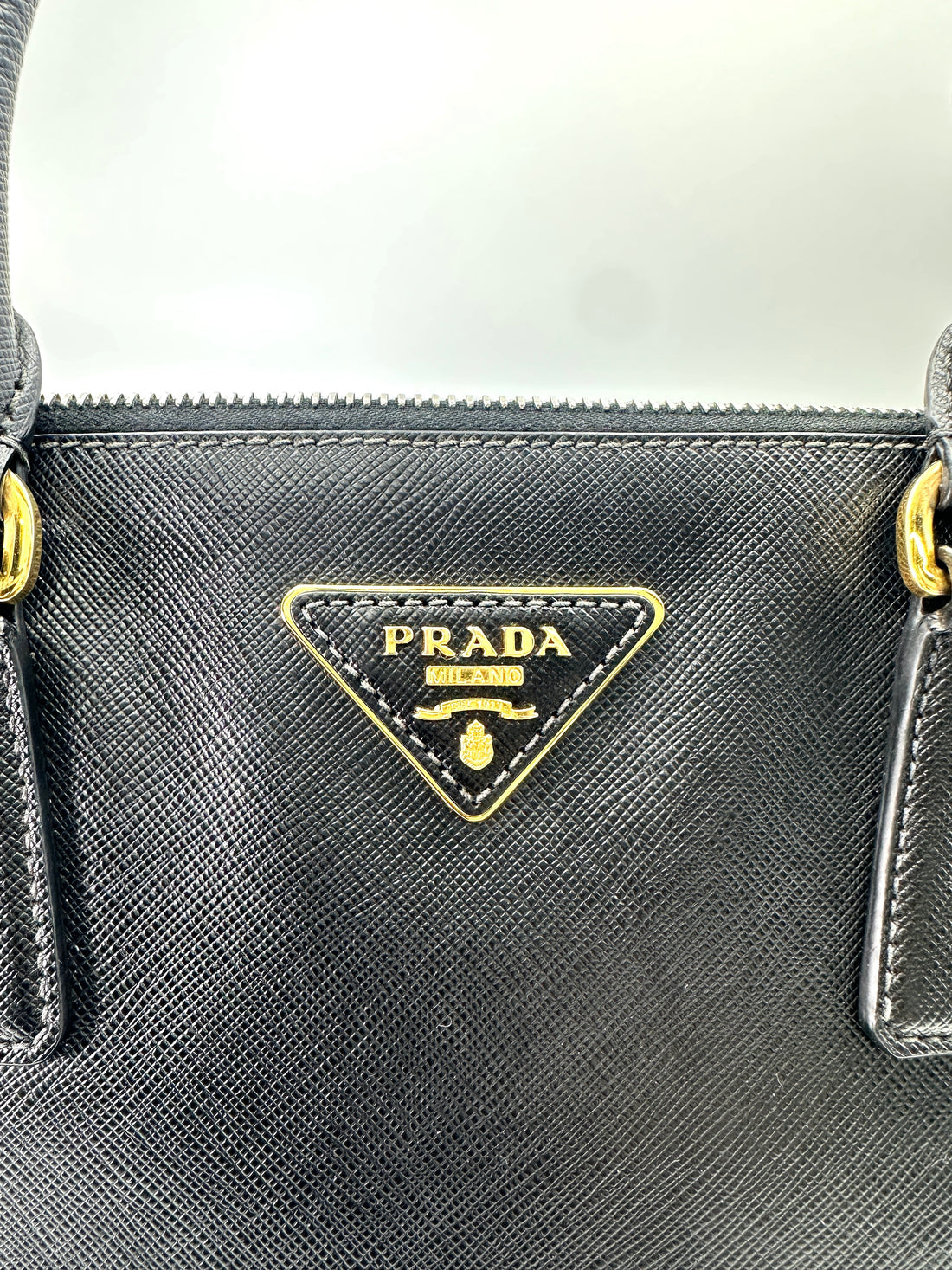 Prada Galleria Black Saffiano Lux Leather Medium Size Handle Bag PR278