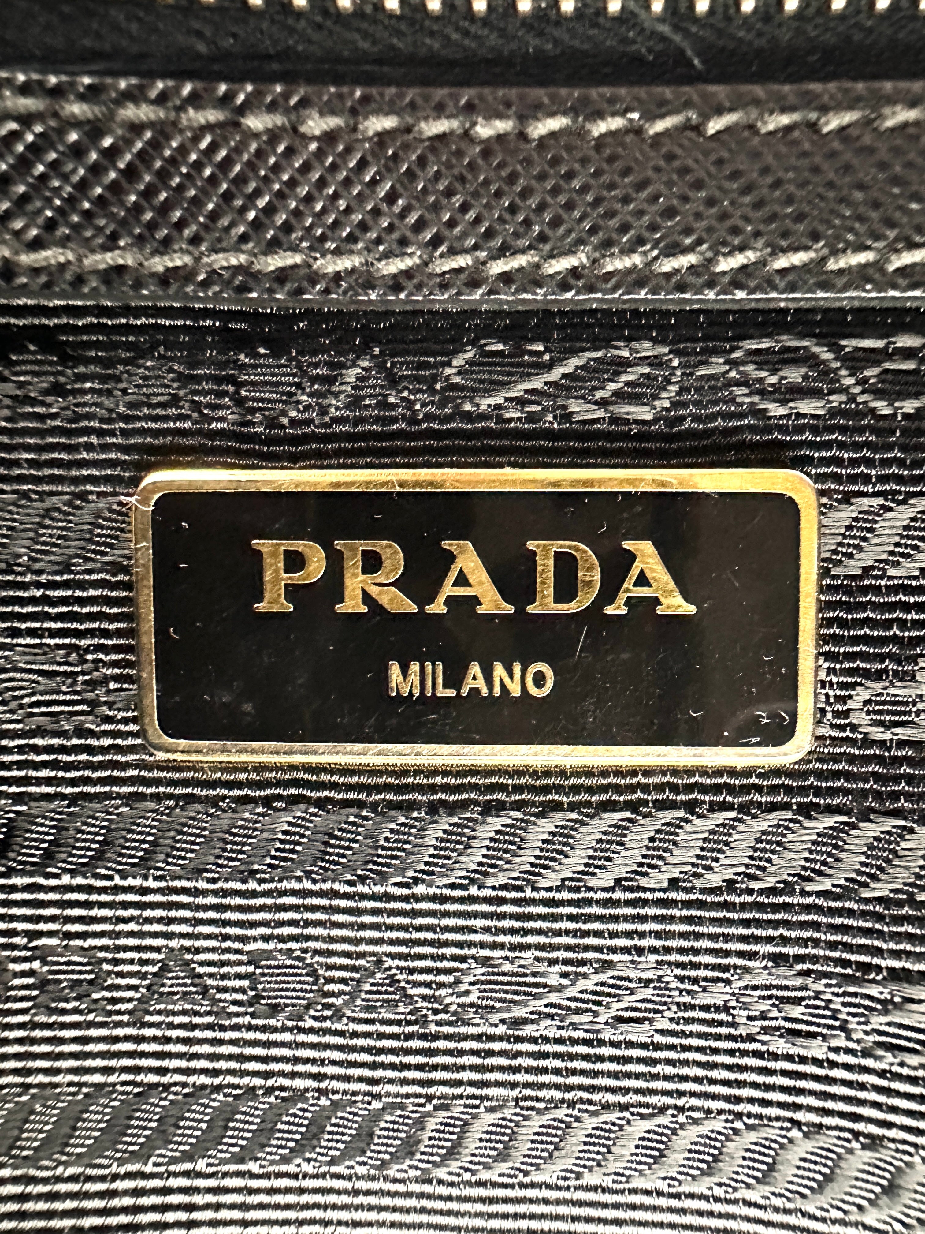 Prada Galleria Black Saffiano Lux Leather Medium Size Handle Bag PR278