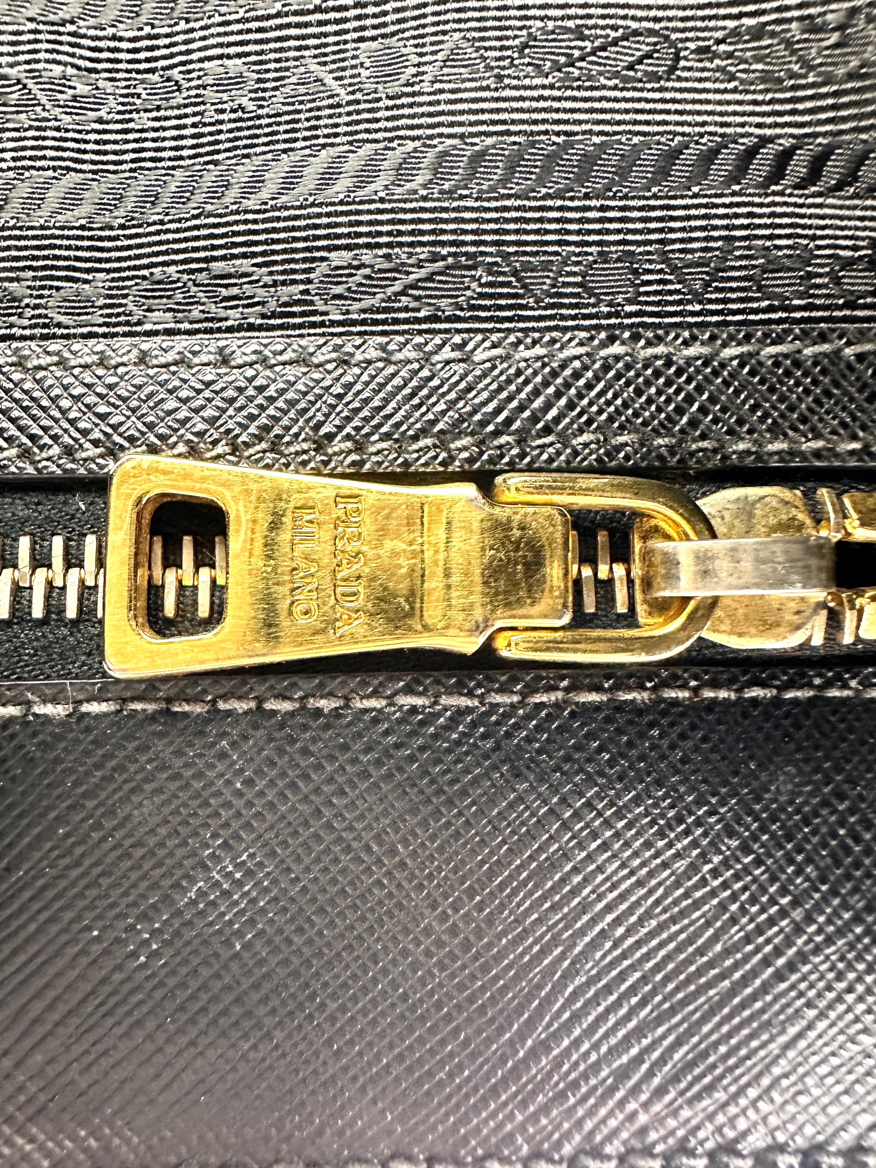 Prada Galleria Black Saffiano Lux Leather Medium Size Handle Bag PR278