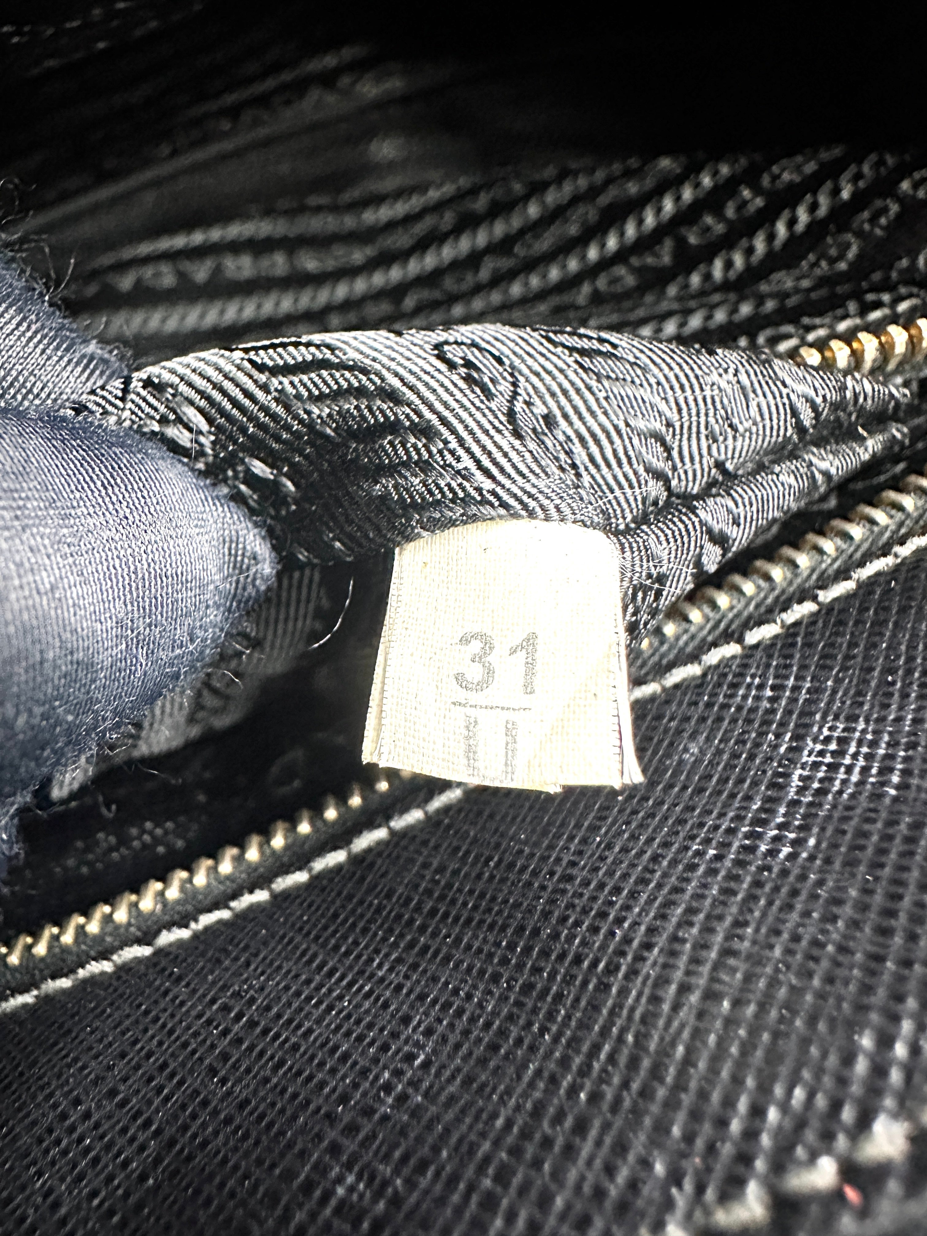 Prada Galleria Black Saffiano Lux Leather Medium Size Handle Bag PR278