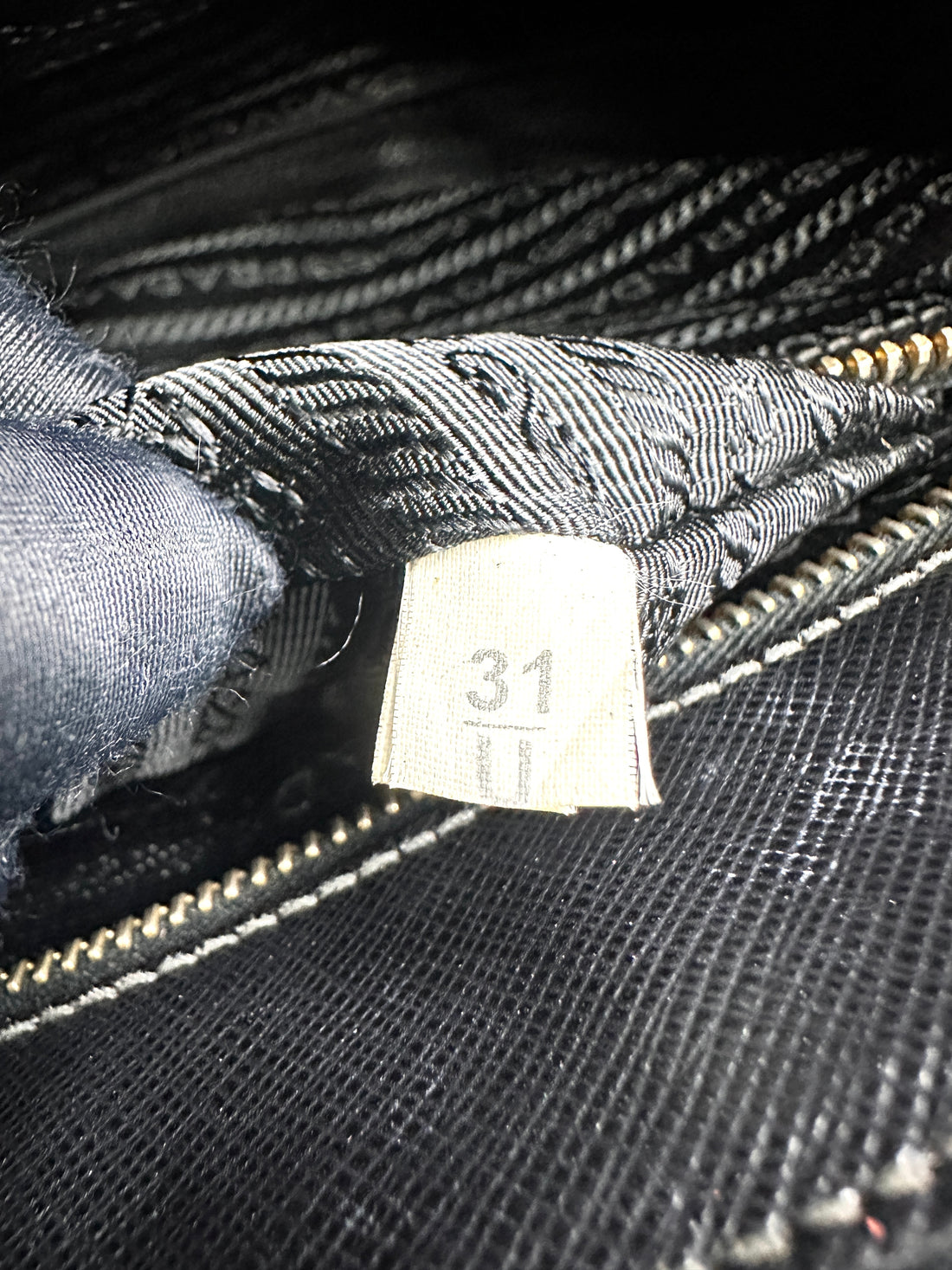 Prada Galleria Black Saffiano Lux Leather Medium Size Handle Bag PR278