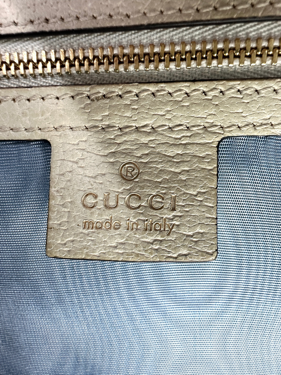 Gucci Sylvie Bee Star White Leather Shoulder Bag GG861