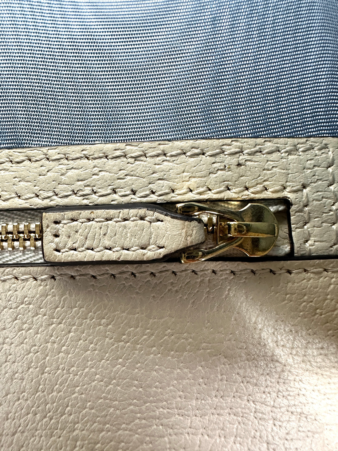 Gucci Sylvie Bee Star White Leather Shoulder Bag GG861